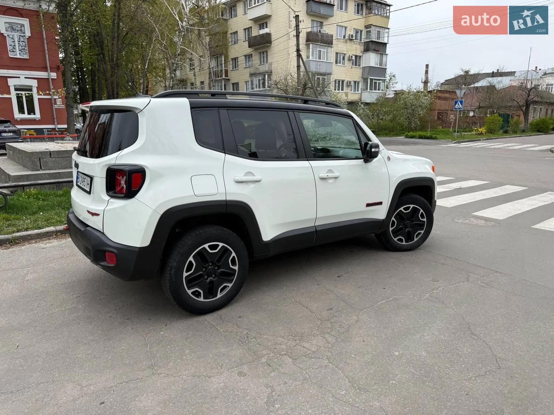 2016 Jeep Renegade - мініатюра 2