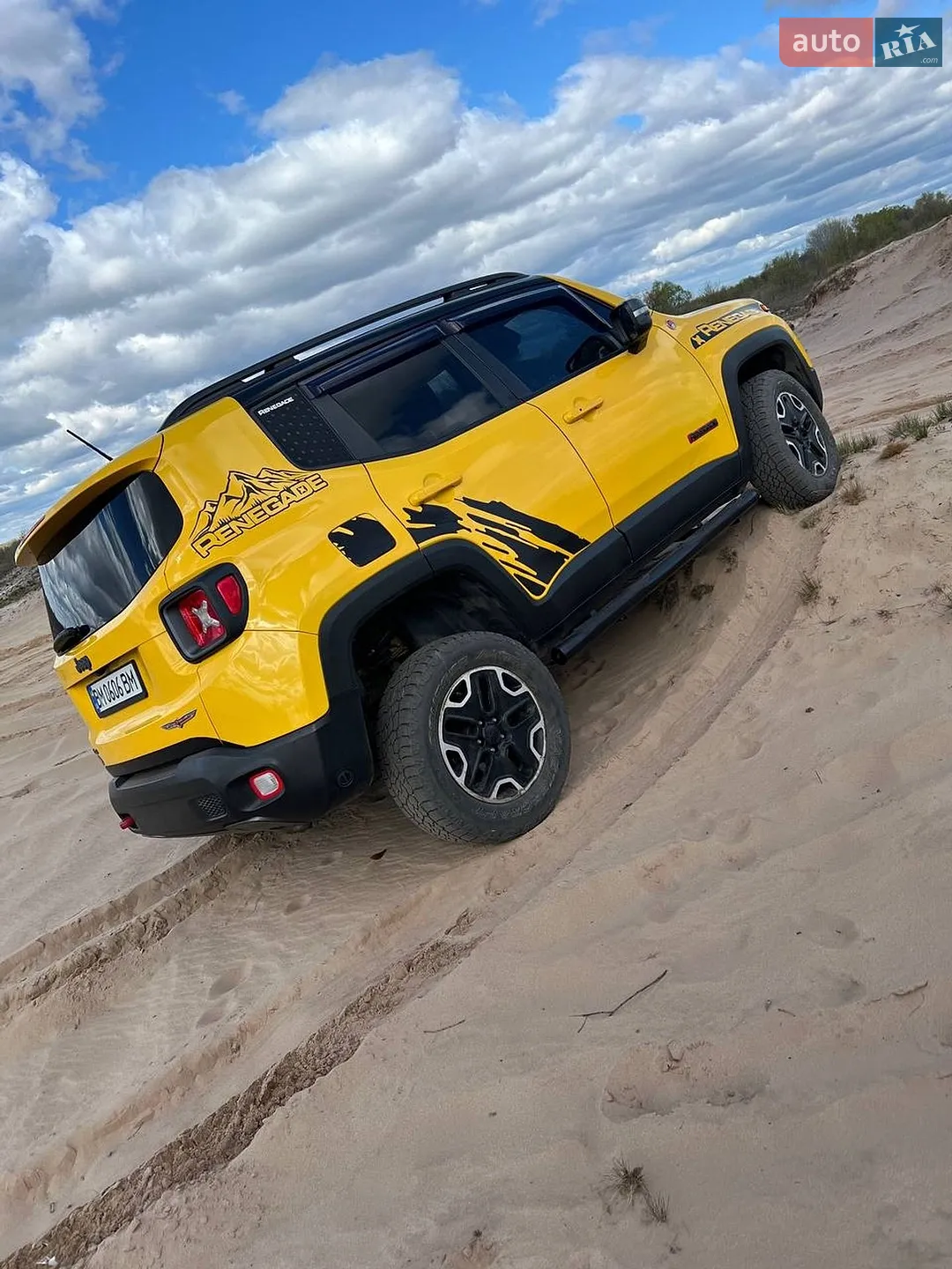 2016 Jeep Renegade - мініатюра 4