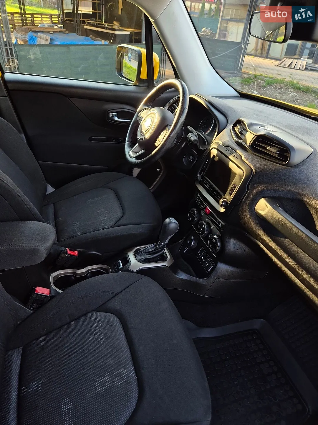 2016 Jeep Renegade - мініатюра 15