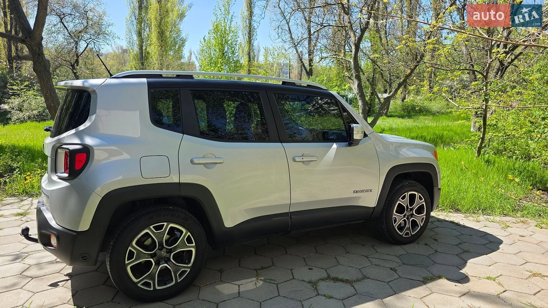 2015 Jeep Renegade - мініатюра 8