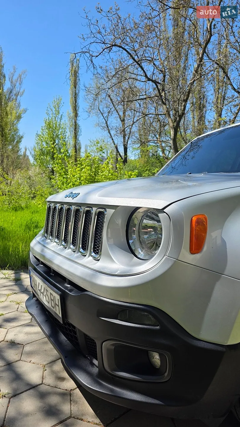 2015 Jeep Renegade - мініатюра 13