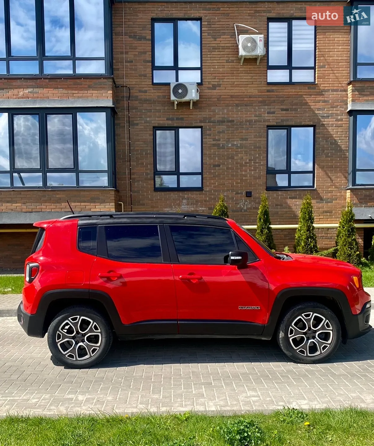2015 Jeep Renegade - мініатюра 7