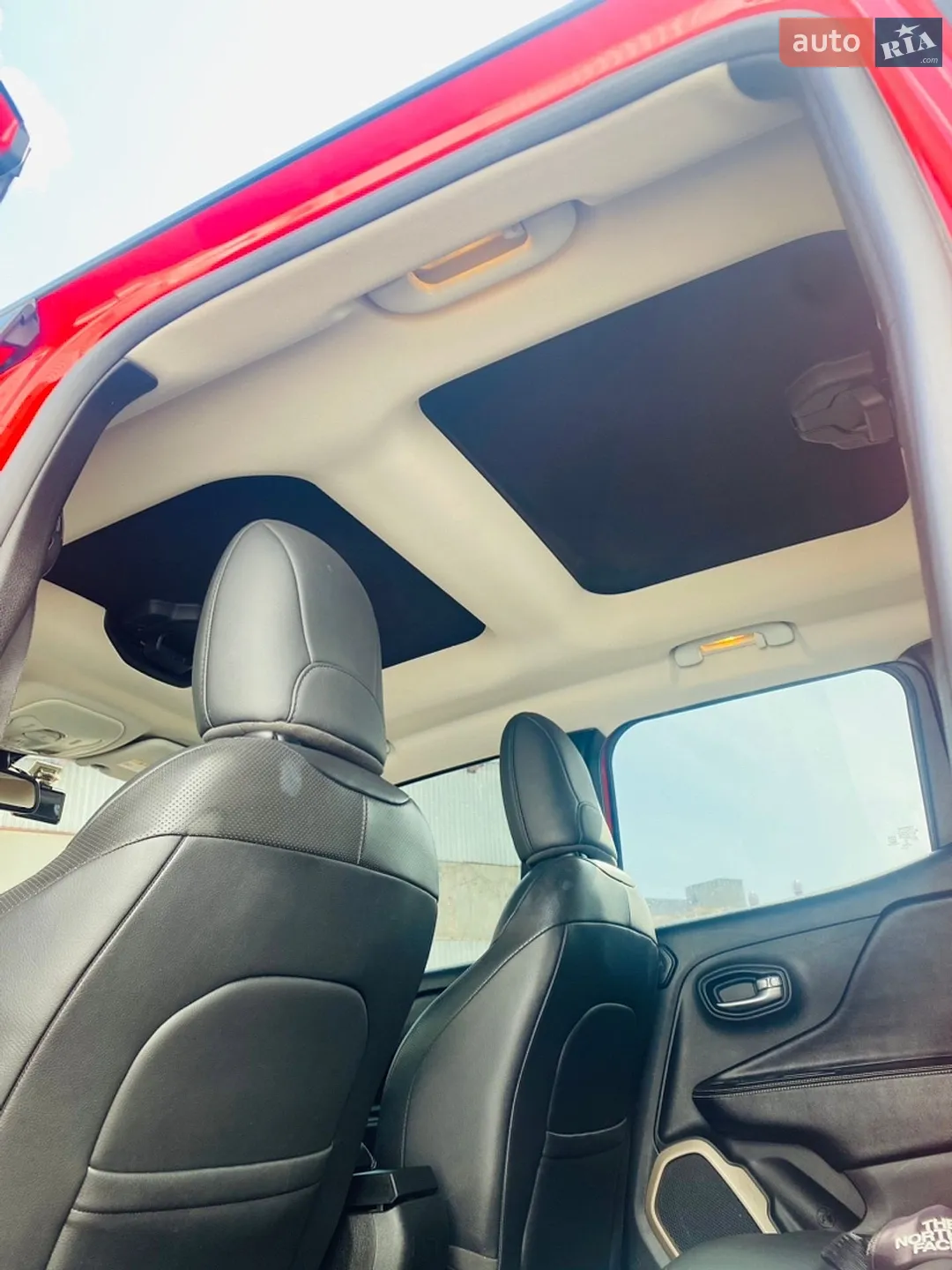 2015 Jeep Renegade - мініатюра 16