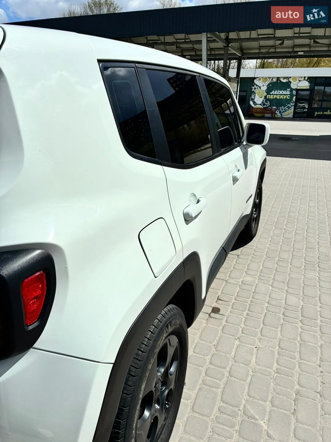 2018 Jeep Renegade - мініатюра 17