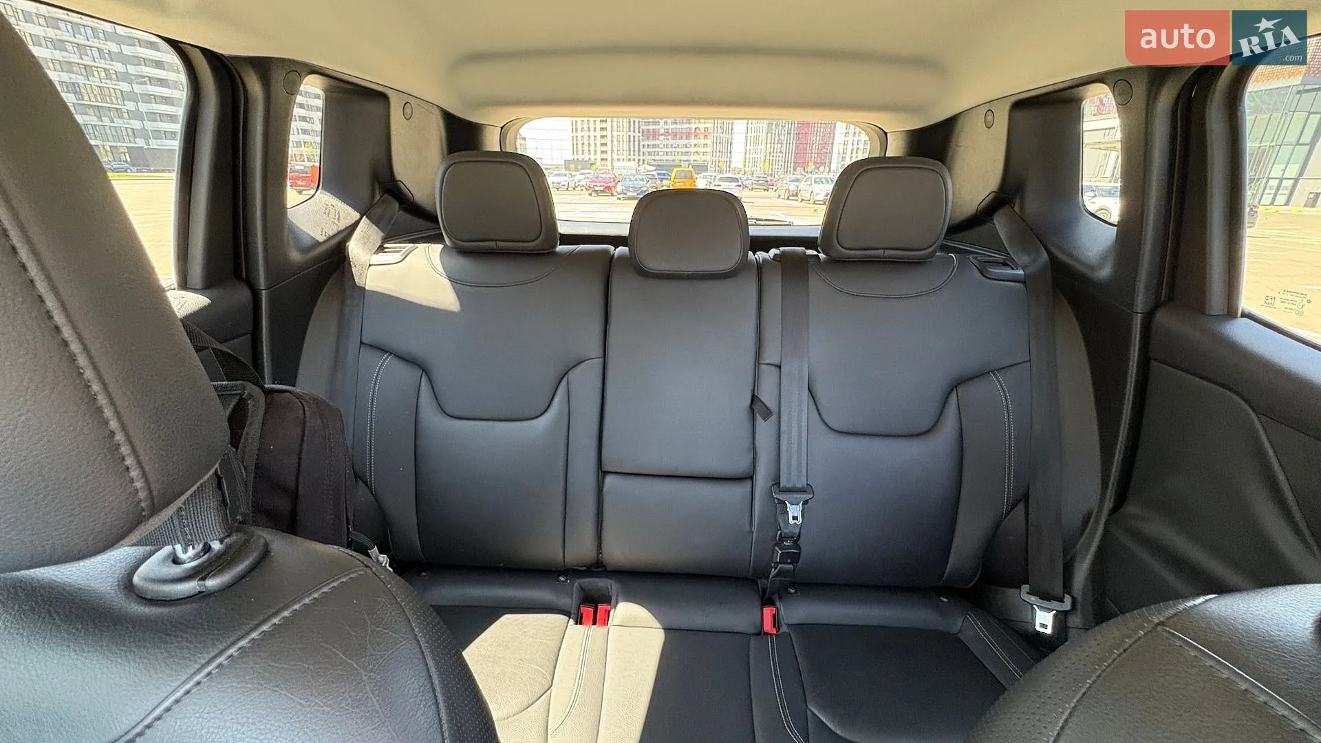 2016 Jeep Renegade - мініатюра 15