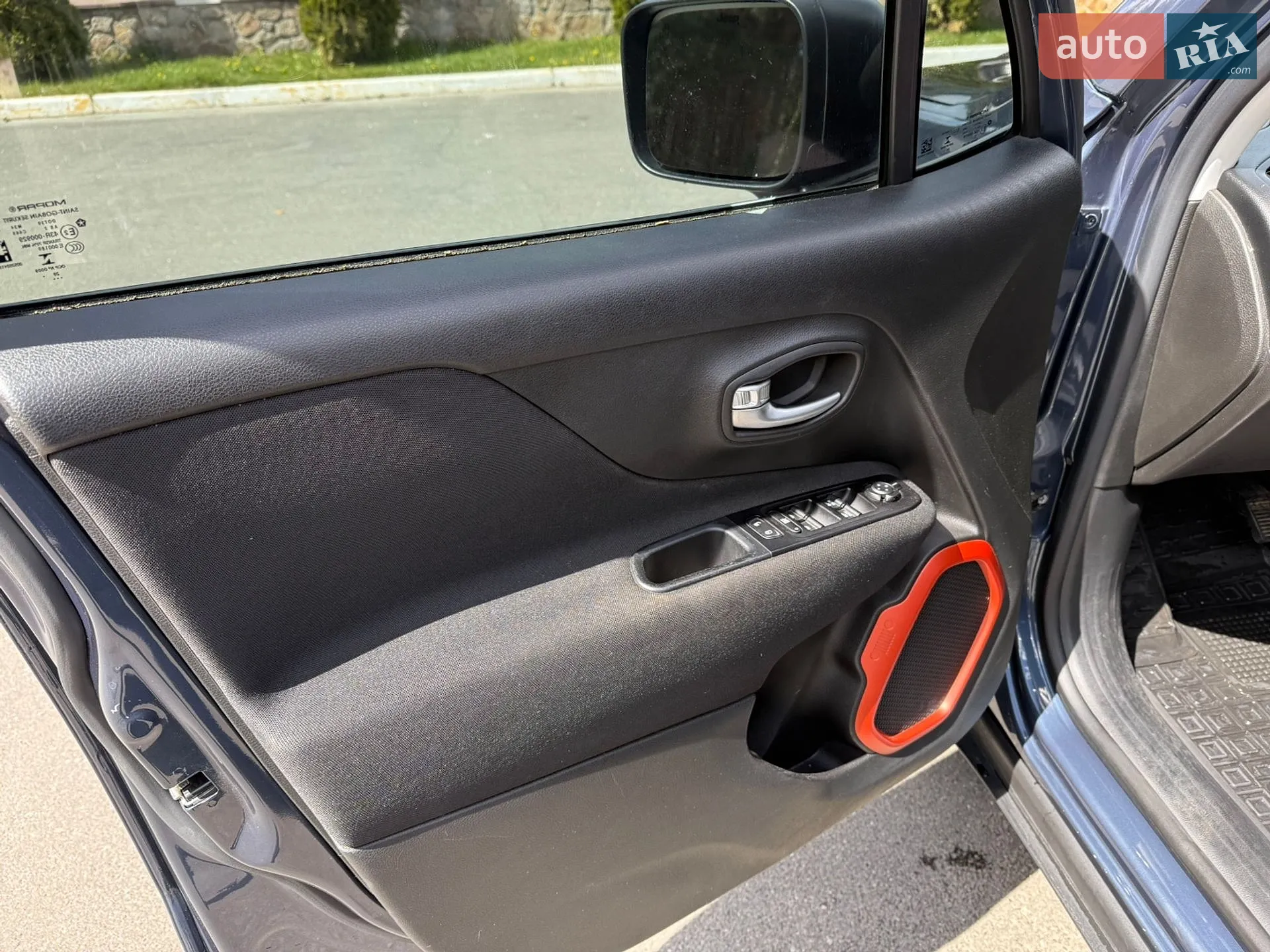 2021 Jeep Renegade - мініатюра 17