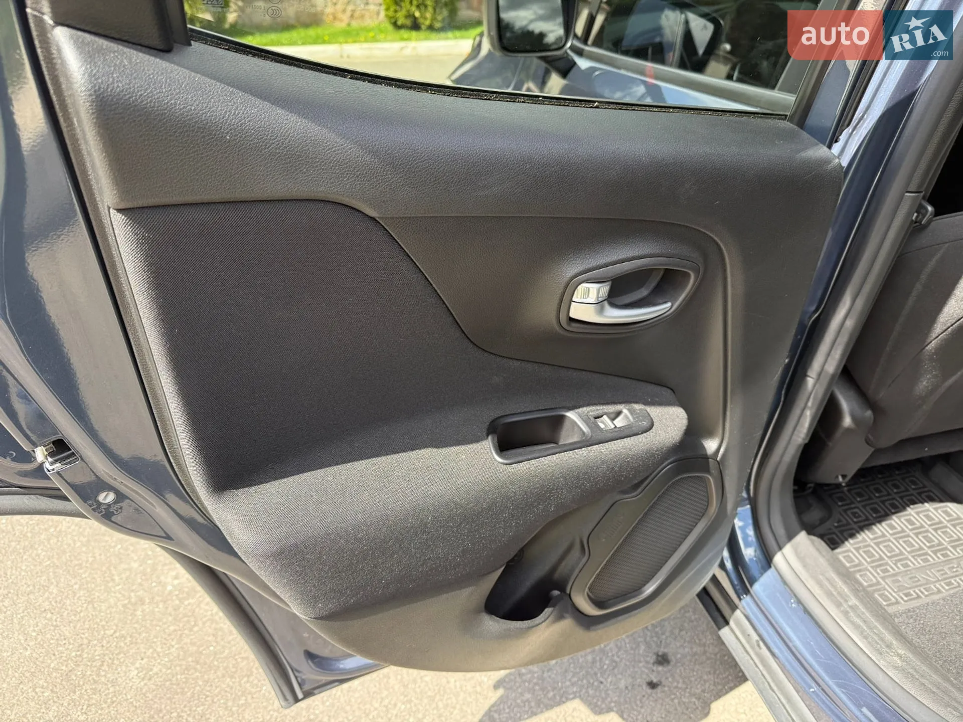 2021 Jeep Renegade - мініатюра 32