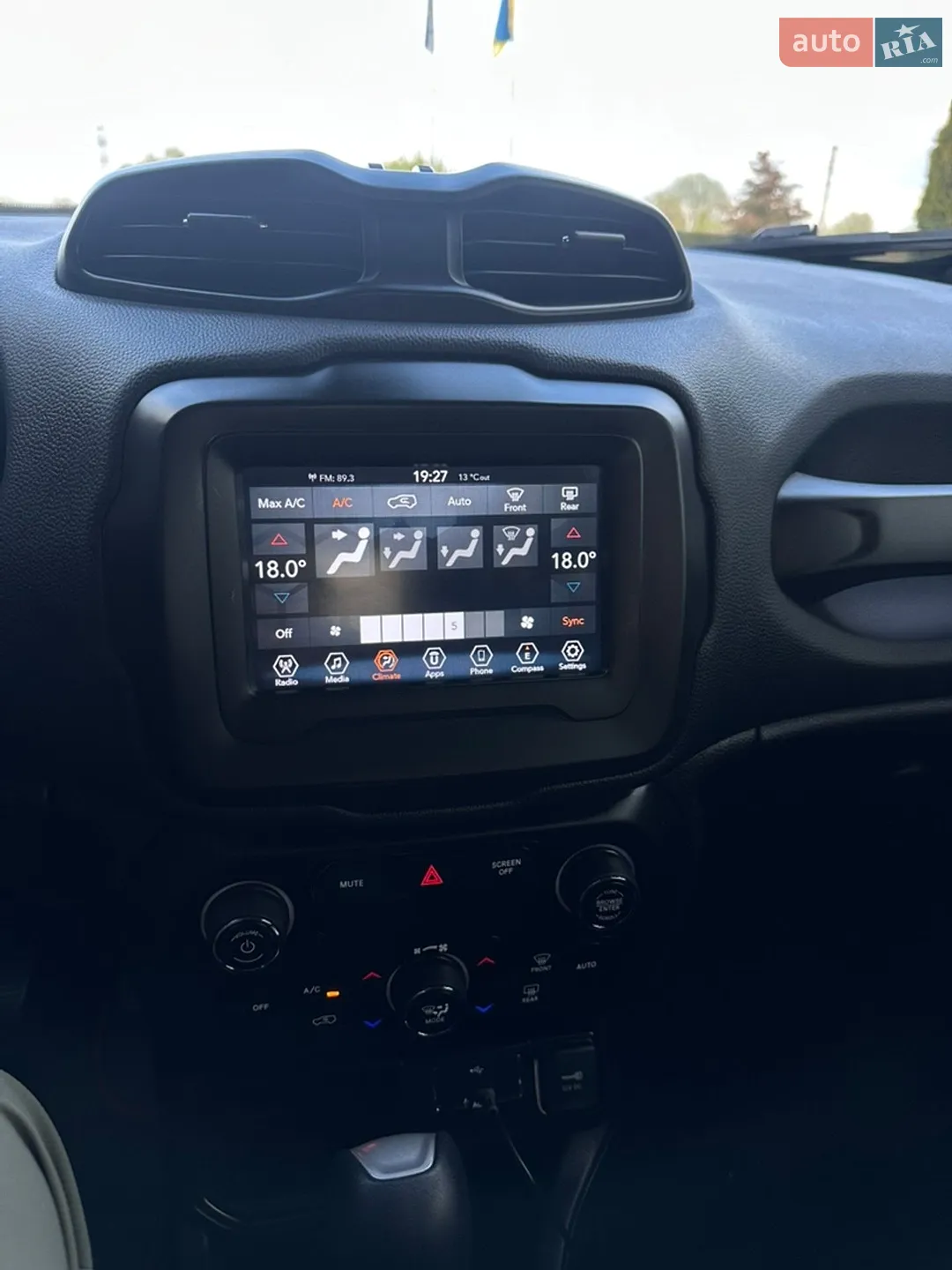 2020 Jeep Renegade - мініатюра 22