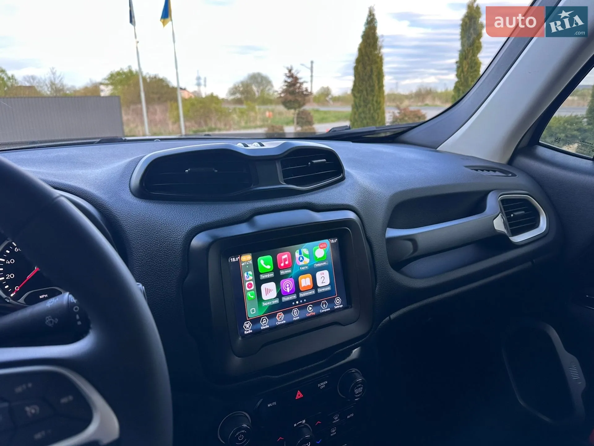 2020 Jeep Renegade - мініатюра 27