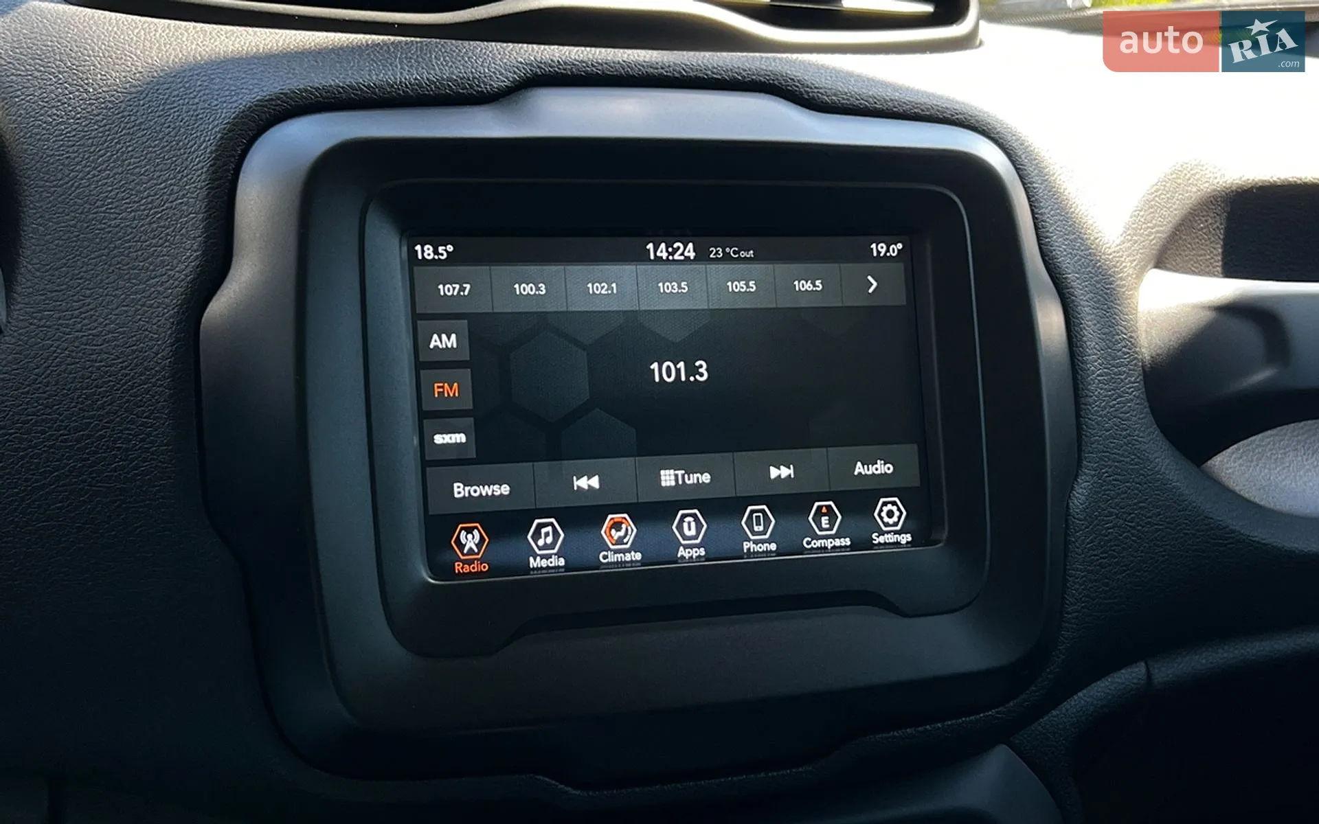 2021 Jeep Renegade - мініатюра 15