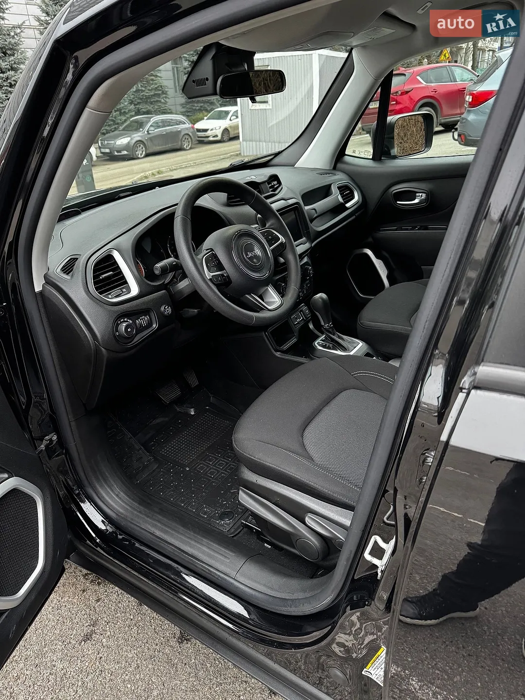 2020 Jeep Renegade - мініатюра 5