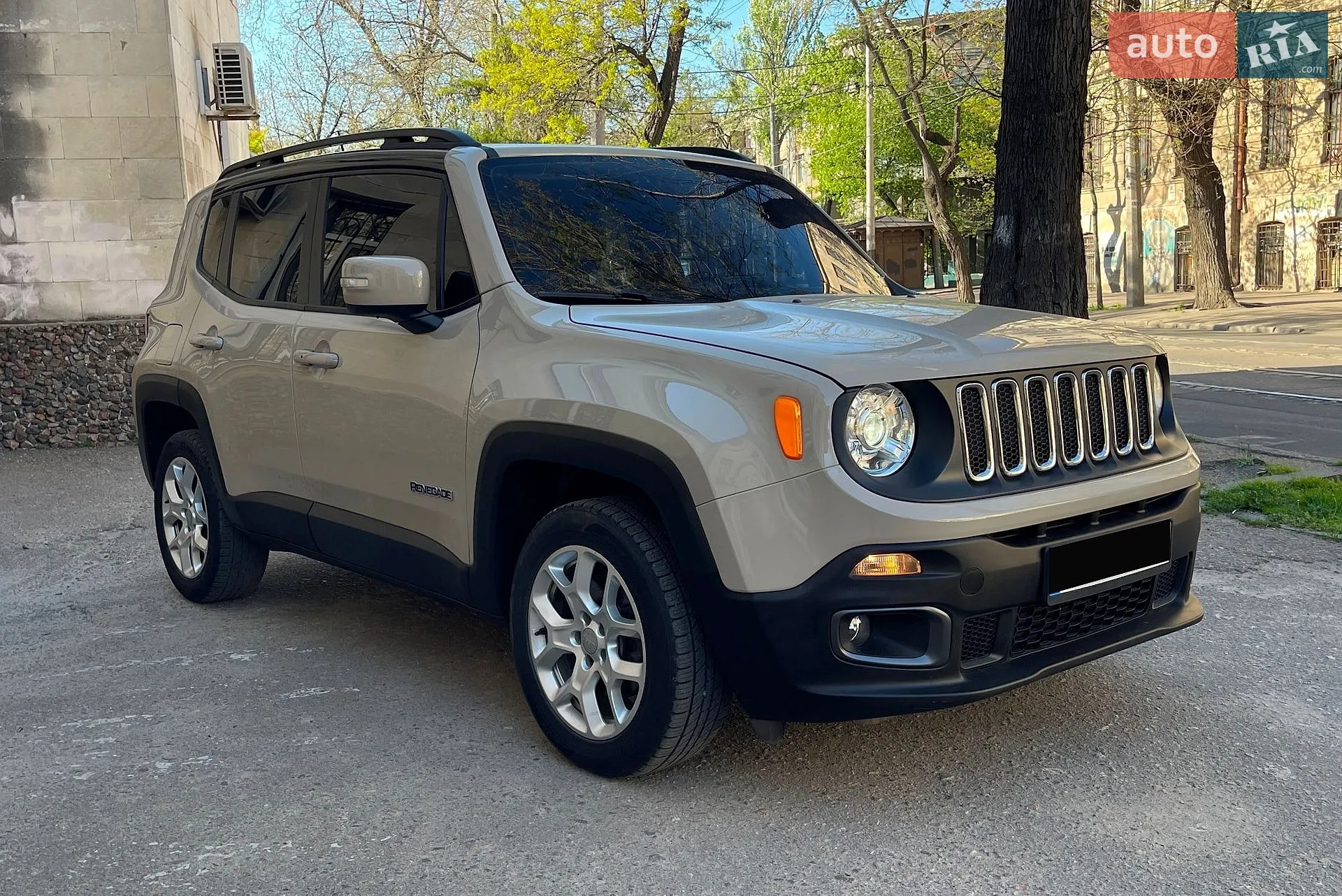 2015 Jeep Renegade - мініатюра 4