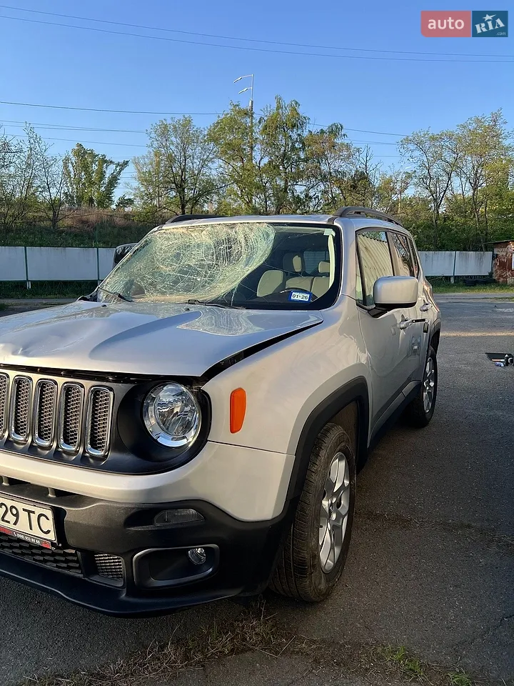 2016 Jeep Renegade - мініатюра 16