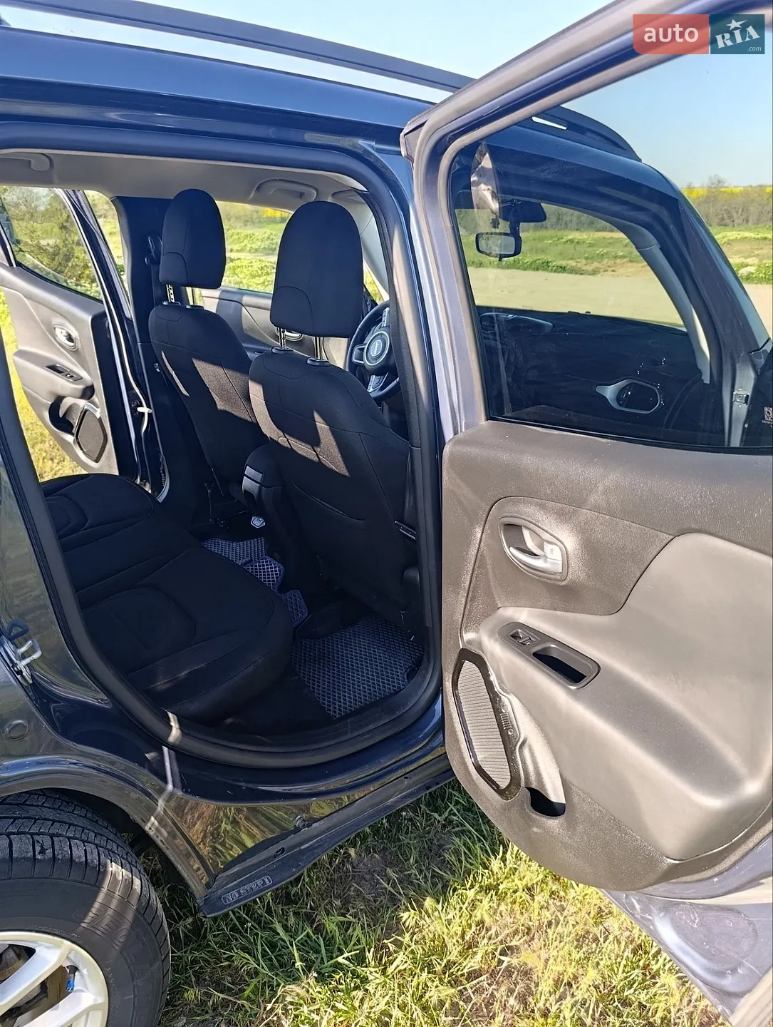2019 Jeep Renegade - мініатюра 17