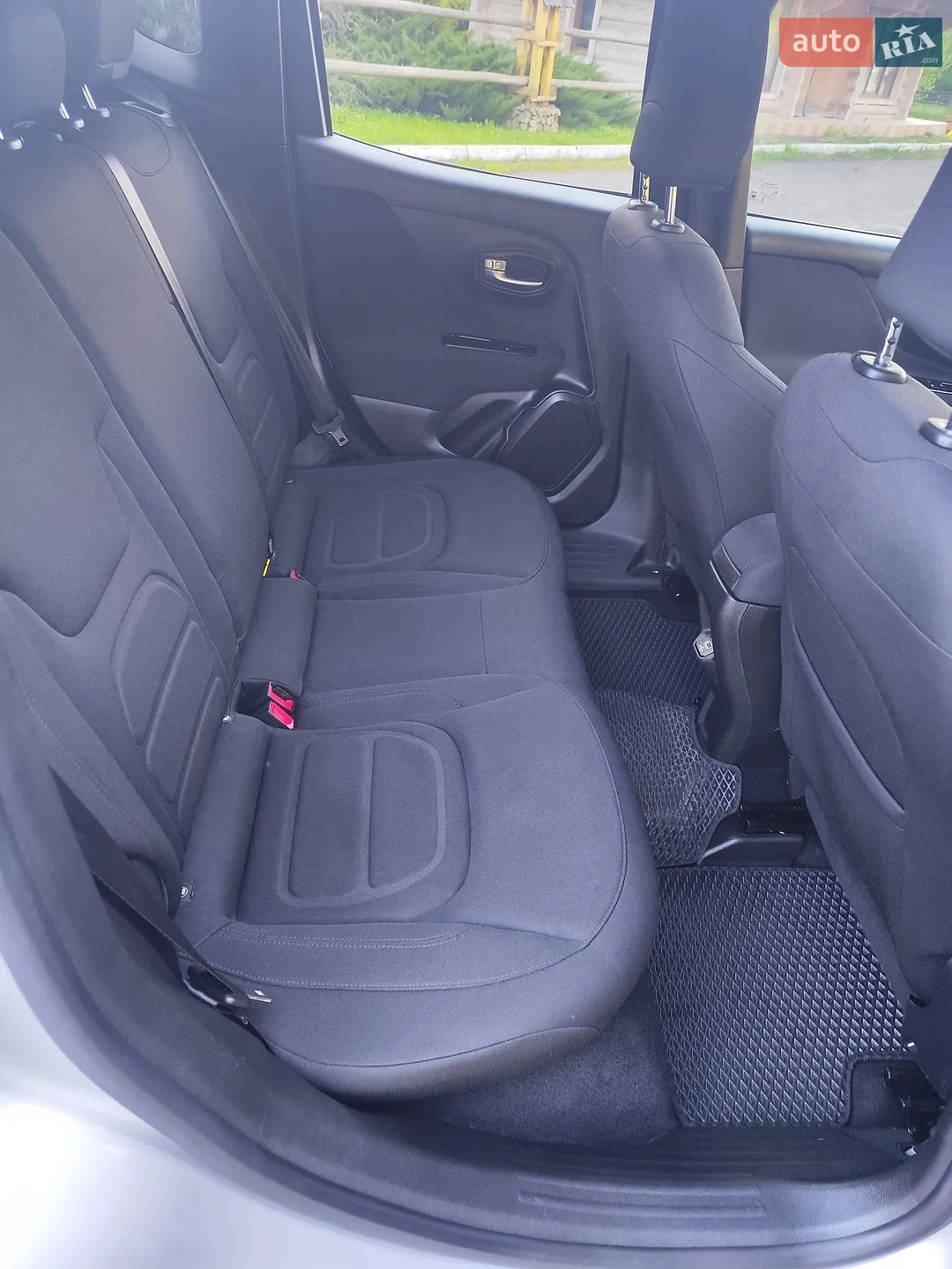 2021 Jeep Renegade - мініатюра 23