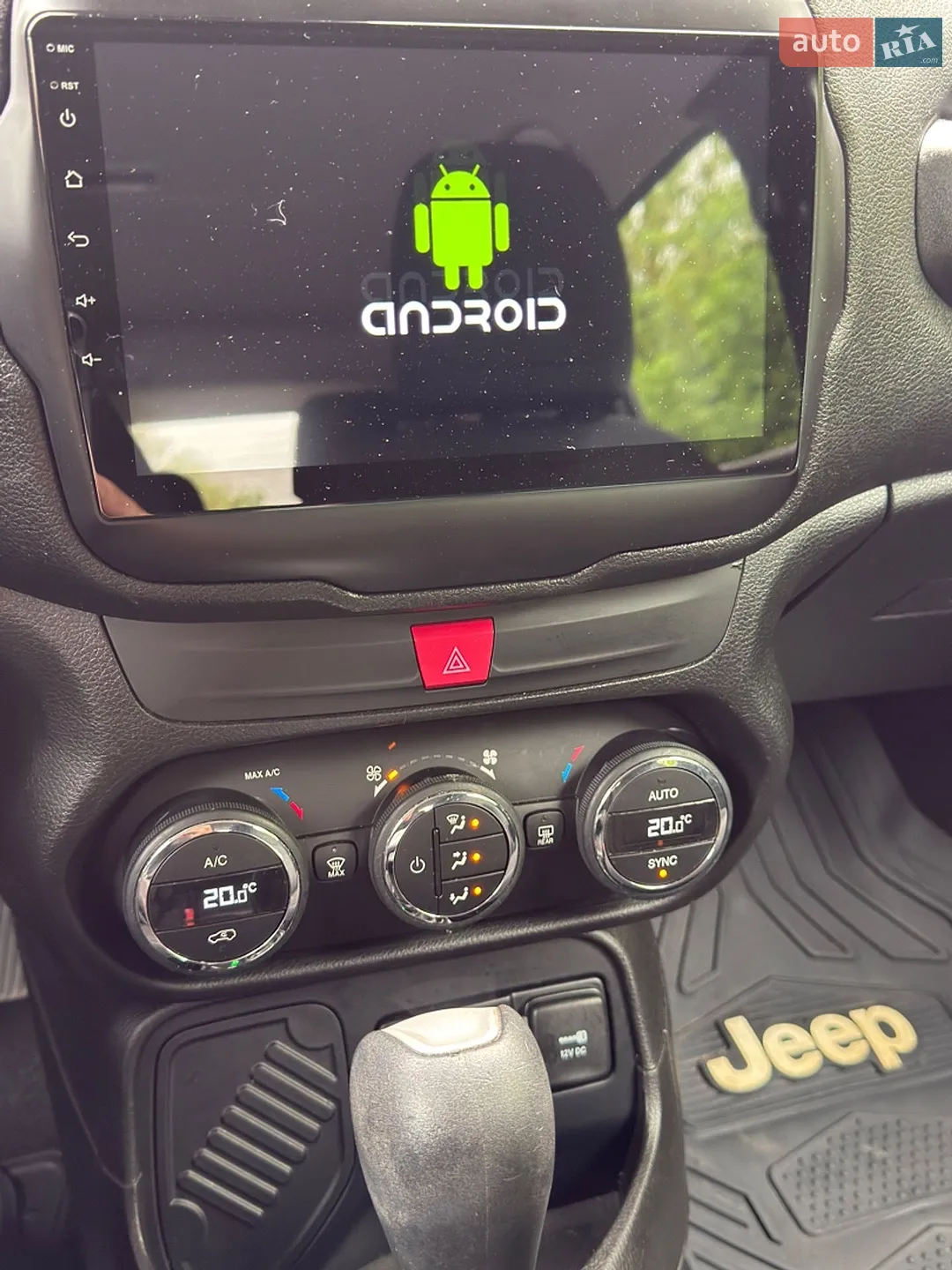 2017 Jeep Renegade - мініатюра 18