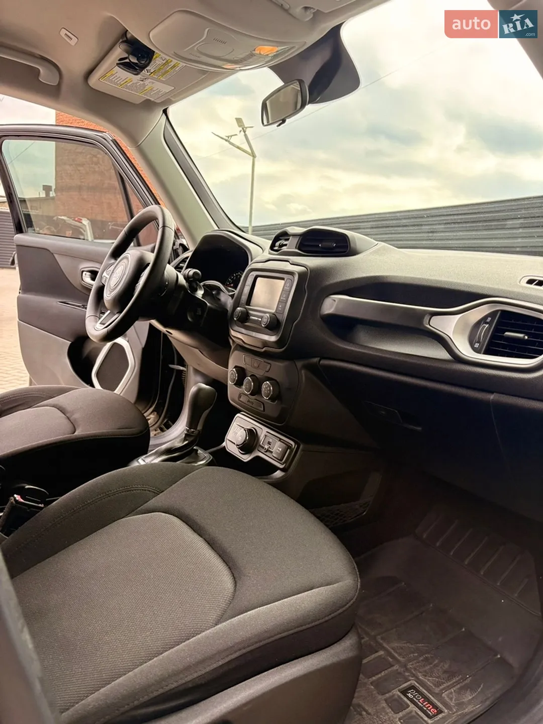 2018 Jeep Renegade - мініатюра 9
