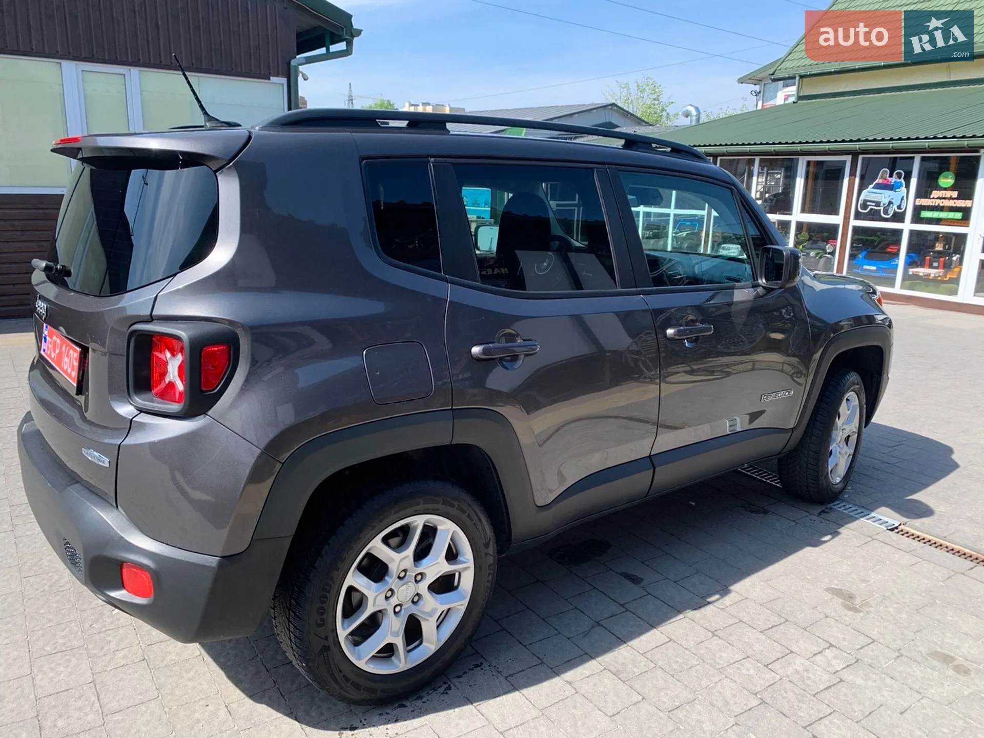 2017 Jeep Renegade - мініатюра 14