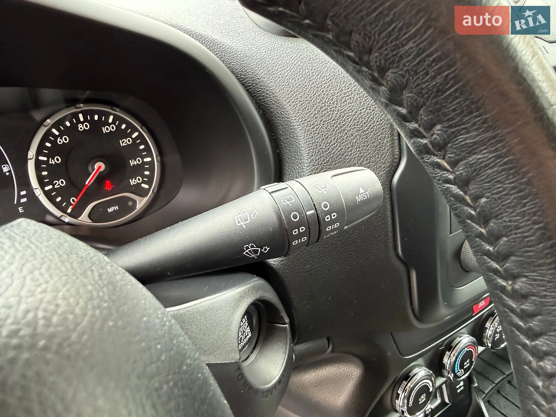 2016 Jeep Renegade - мініатюра 29