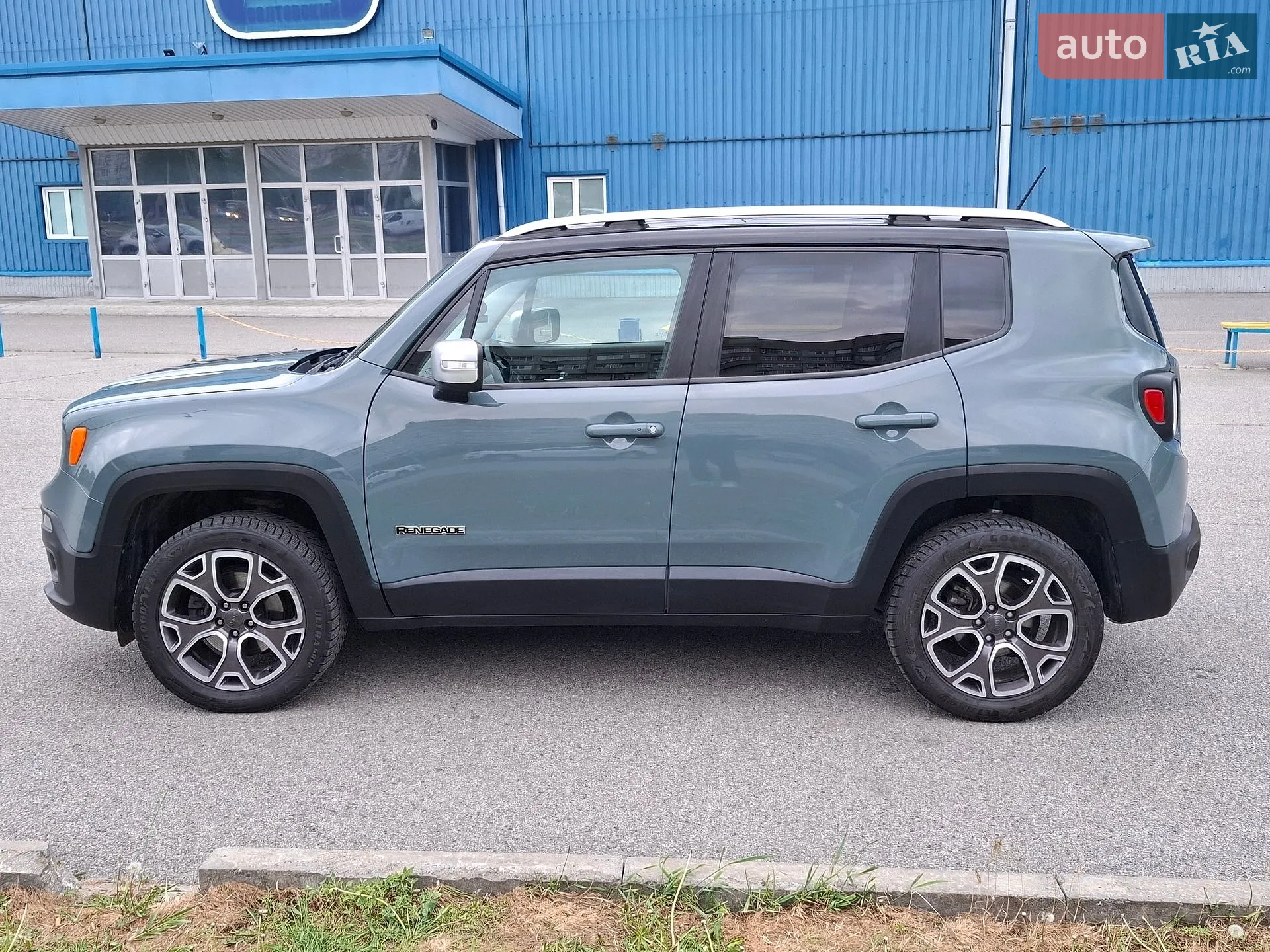 2016 Jeep Renegade - мініатюра 18