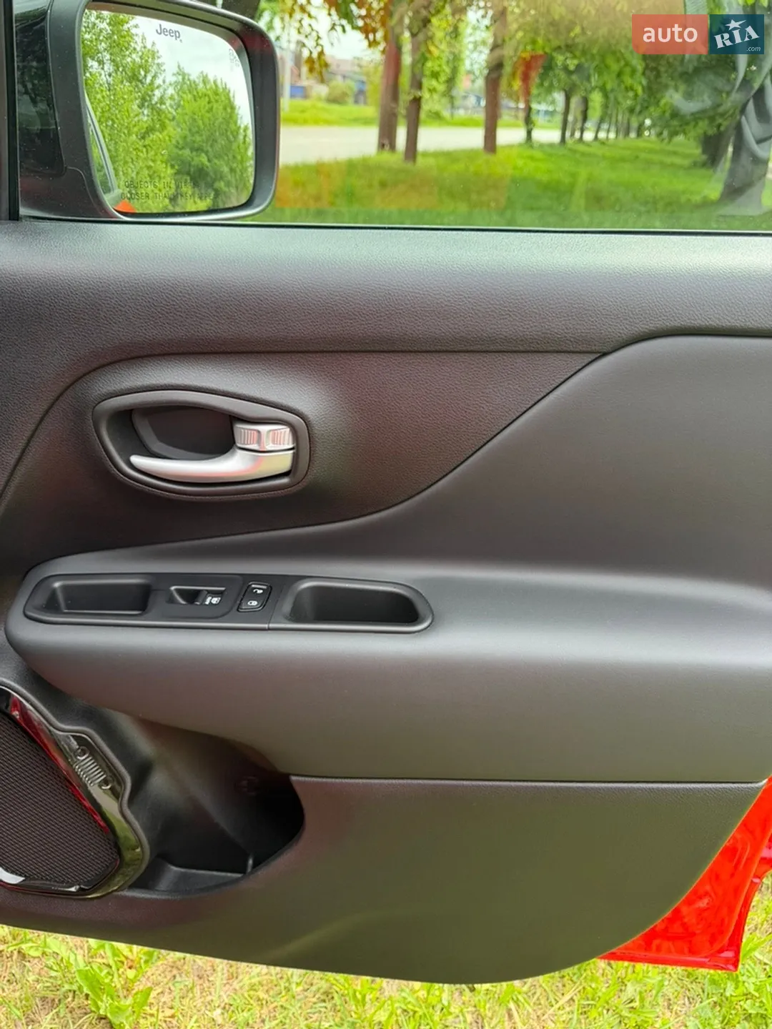 2023 Jeep Renegade - мініатюра 38