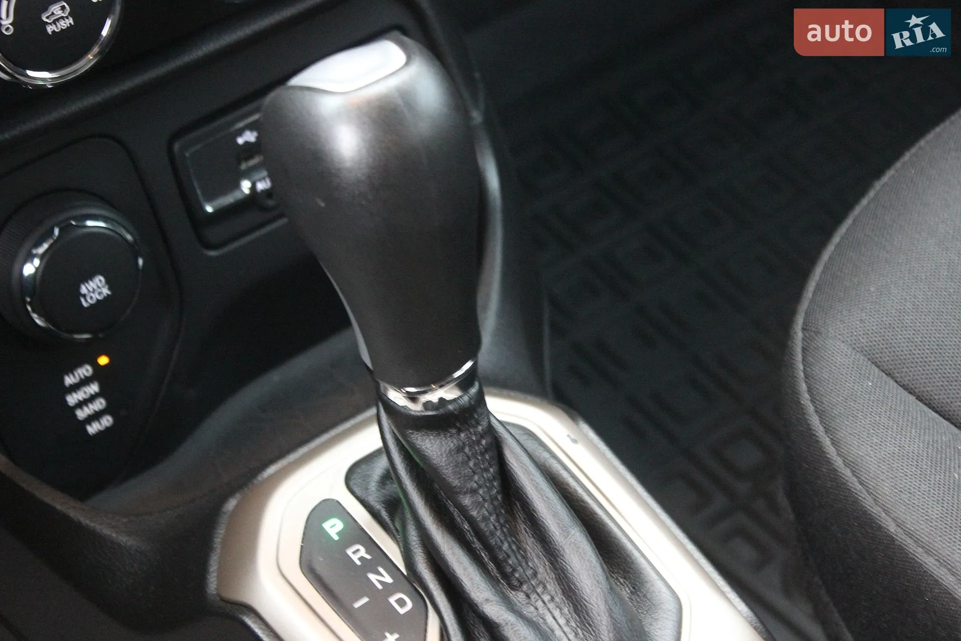 2016 Jeep Renegade - мініатюра 33