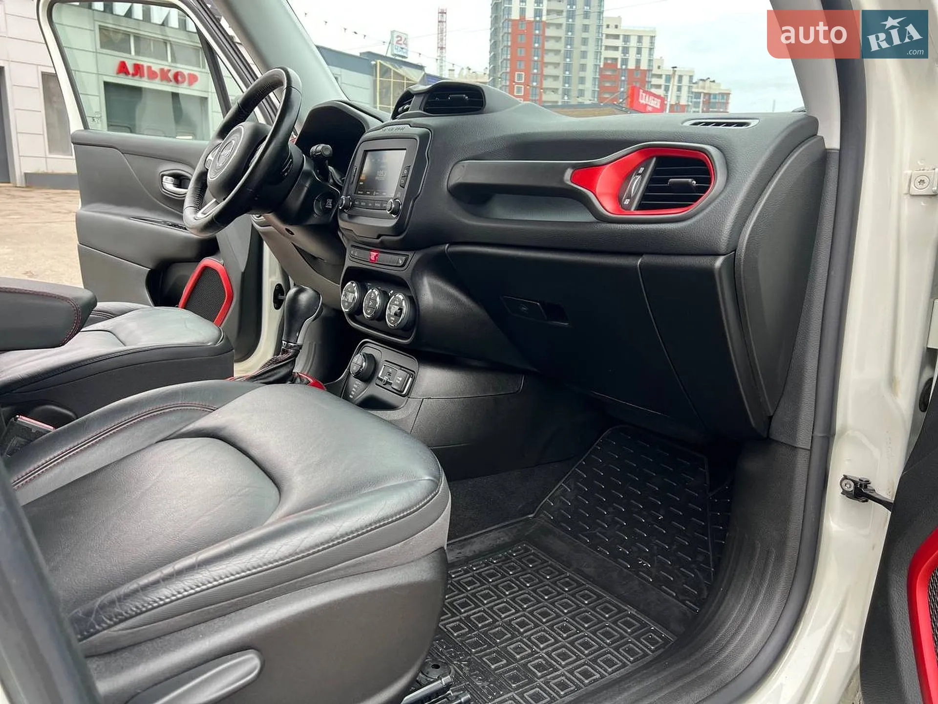 2016 Jeep Renegade - мініатюра 26