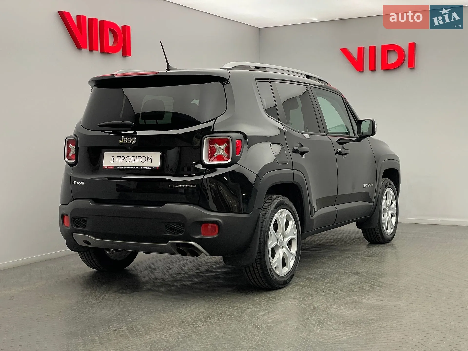2015 Jeep Renegade - мініатюра 2
