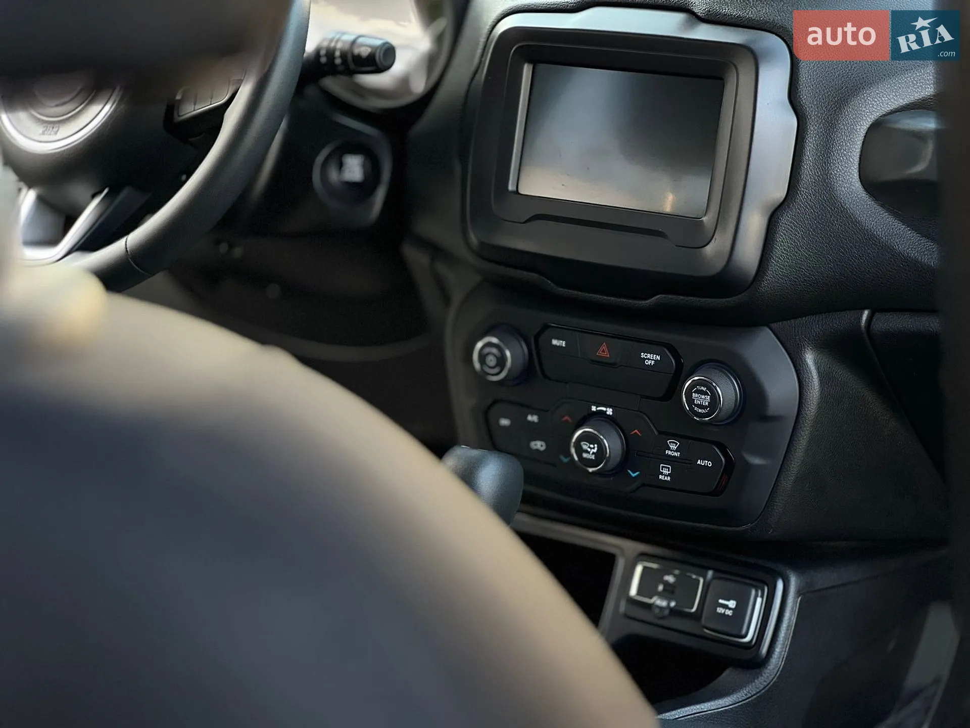2018 Jeep Renegade - мініатюра 12