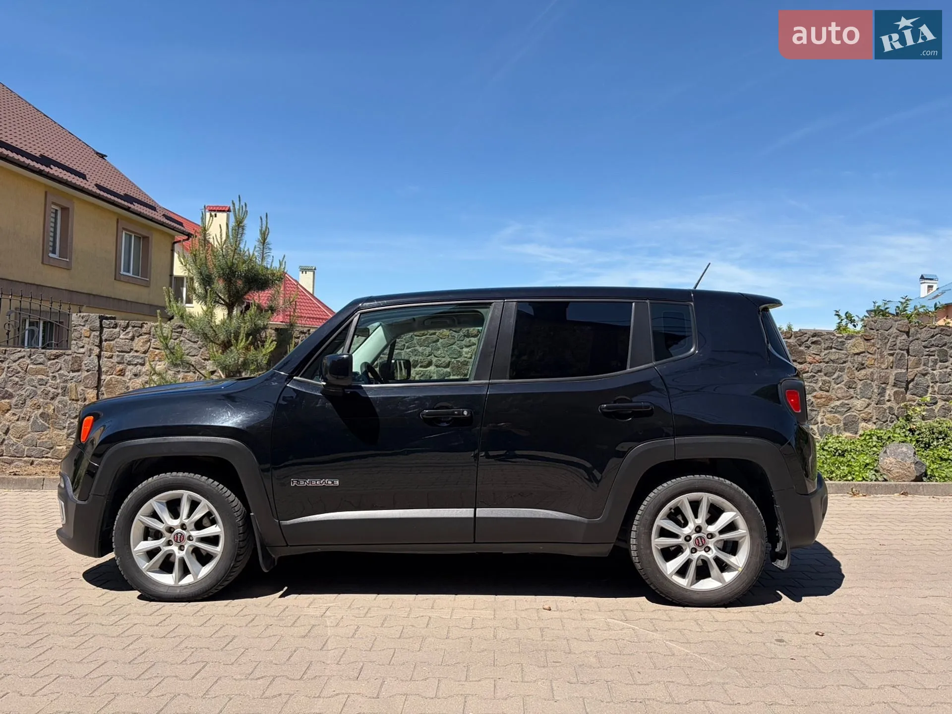 2015 Jeep Renegade - мініатюра 11