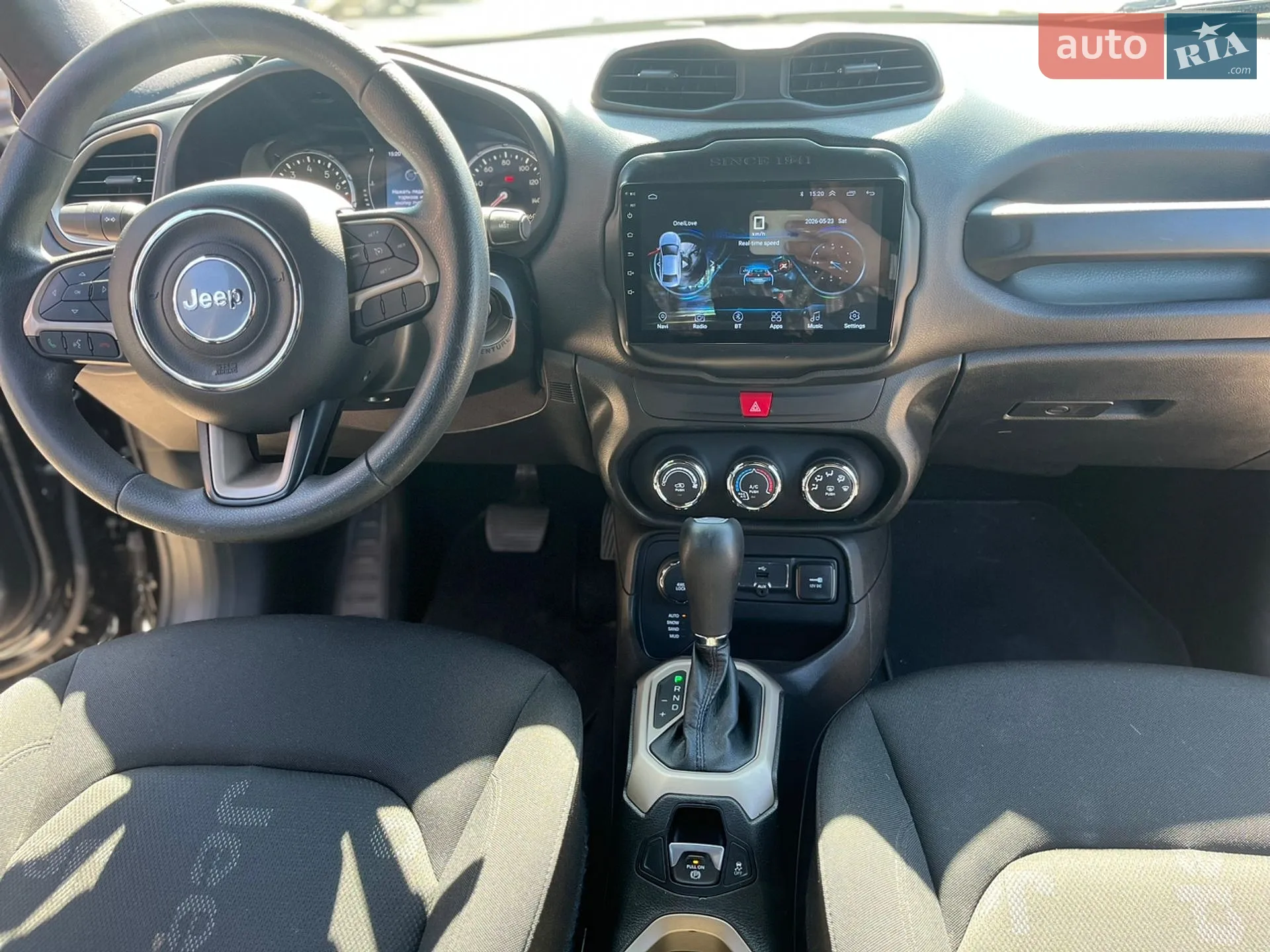2017 Jeep Renegade - мініатюра 16