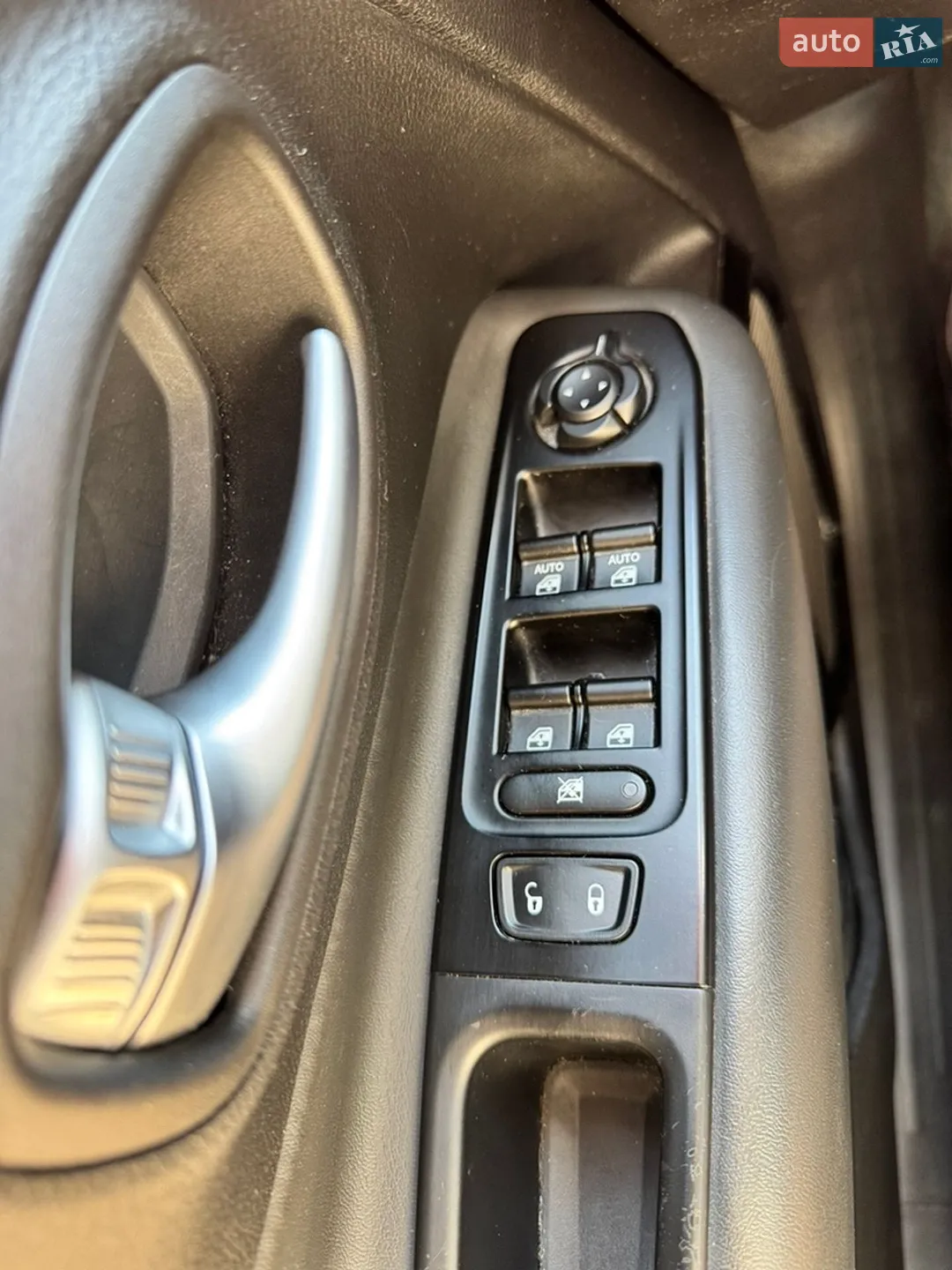 2019 Jeep Renegade - мініатюра 20