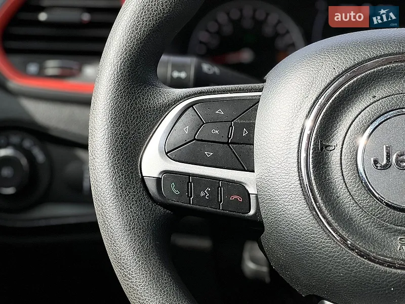 Jeep Renegade 2018 VIN ZACCJBAB6JPH48379 фото оголошення 11 з 64