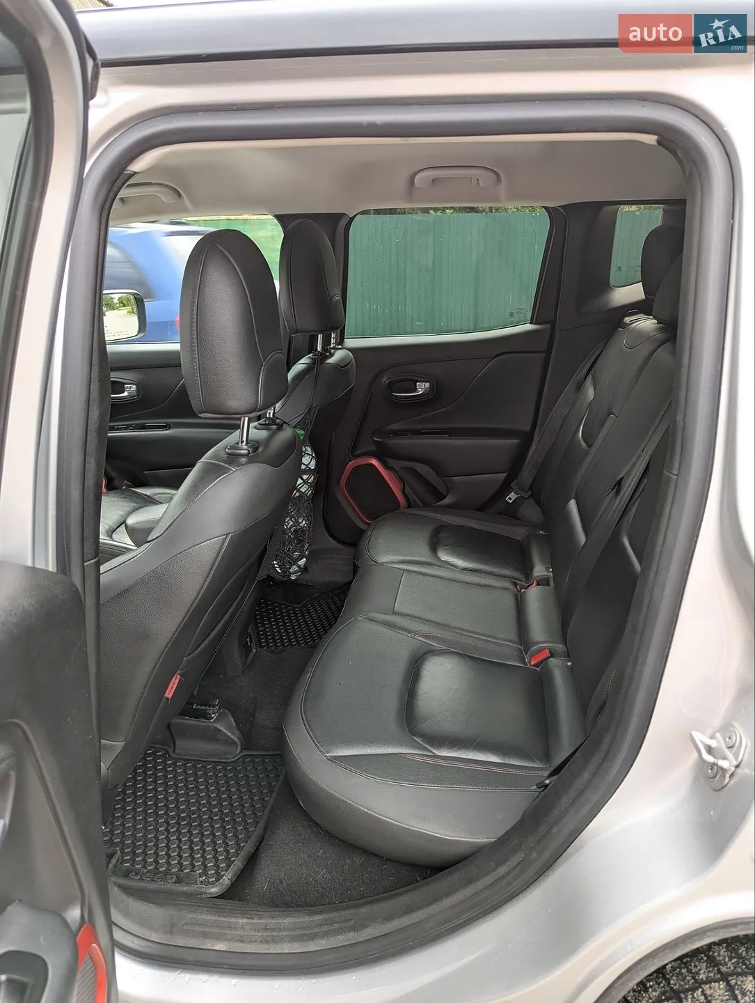 2017 Jeep Renegade - мініатюра 13