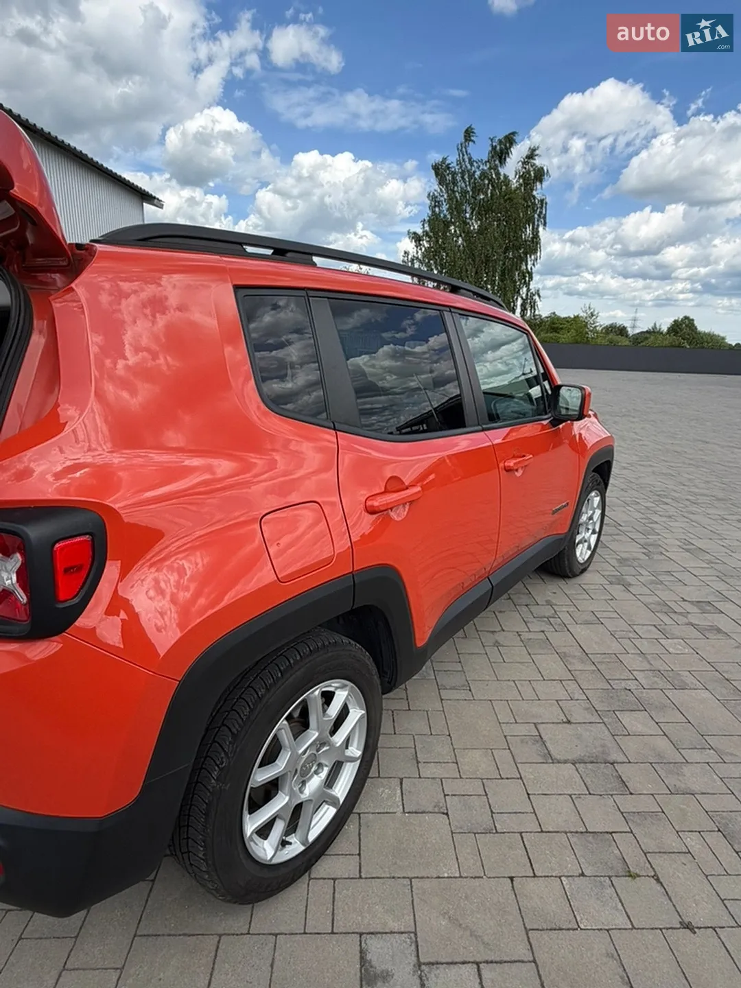 2020 Jeep Renegade - мініатюра 4