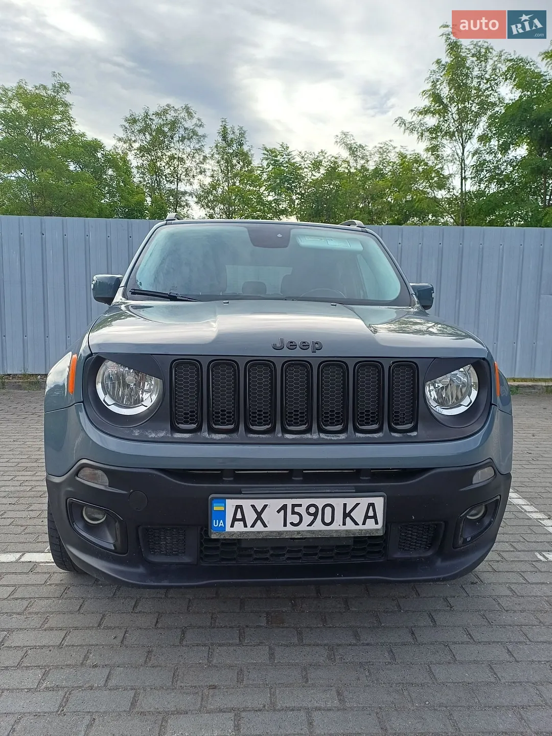 2017 Jeep Renegade - мініатюра 2