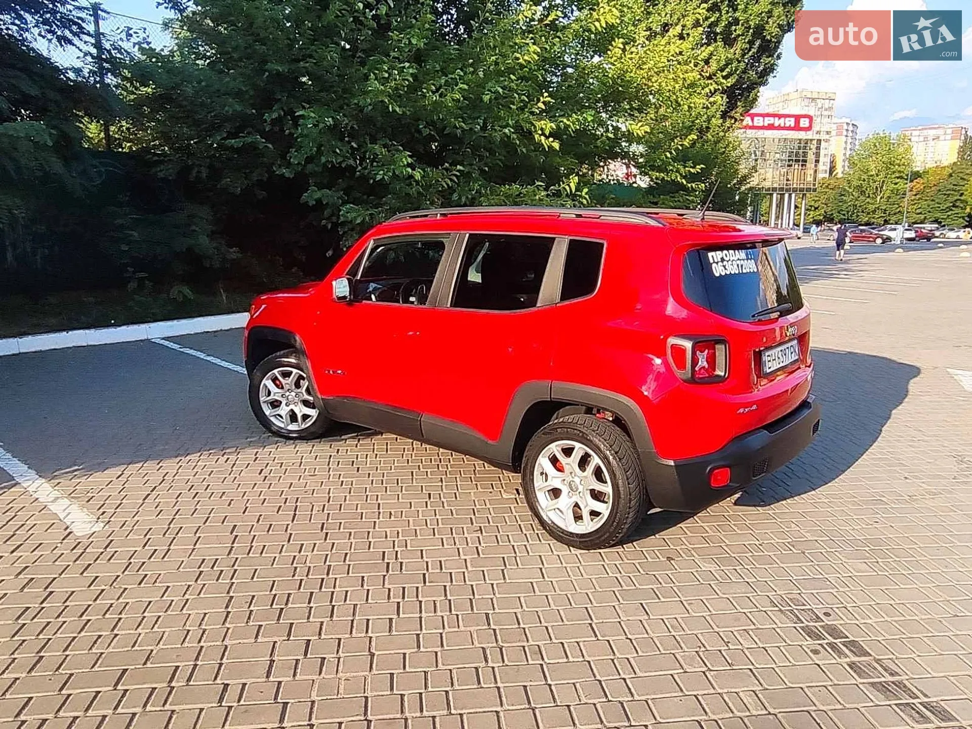 2017 Jeep Renegade - мініатюра 2