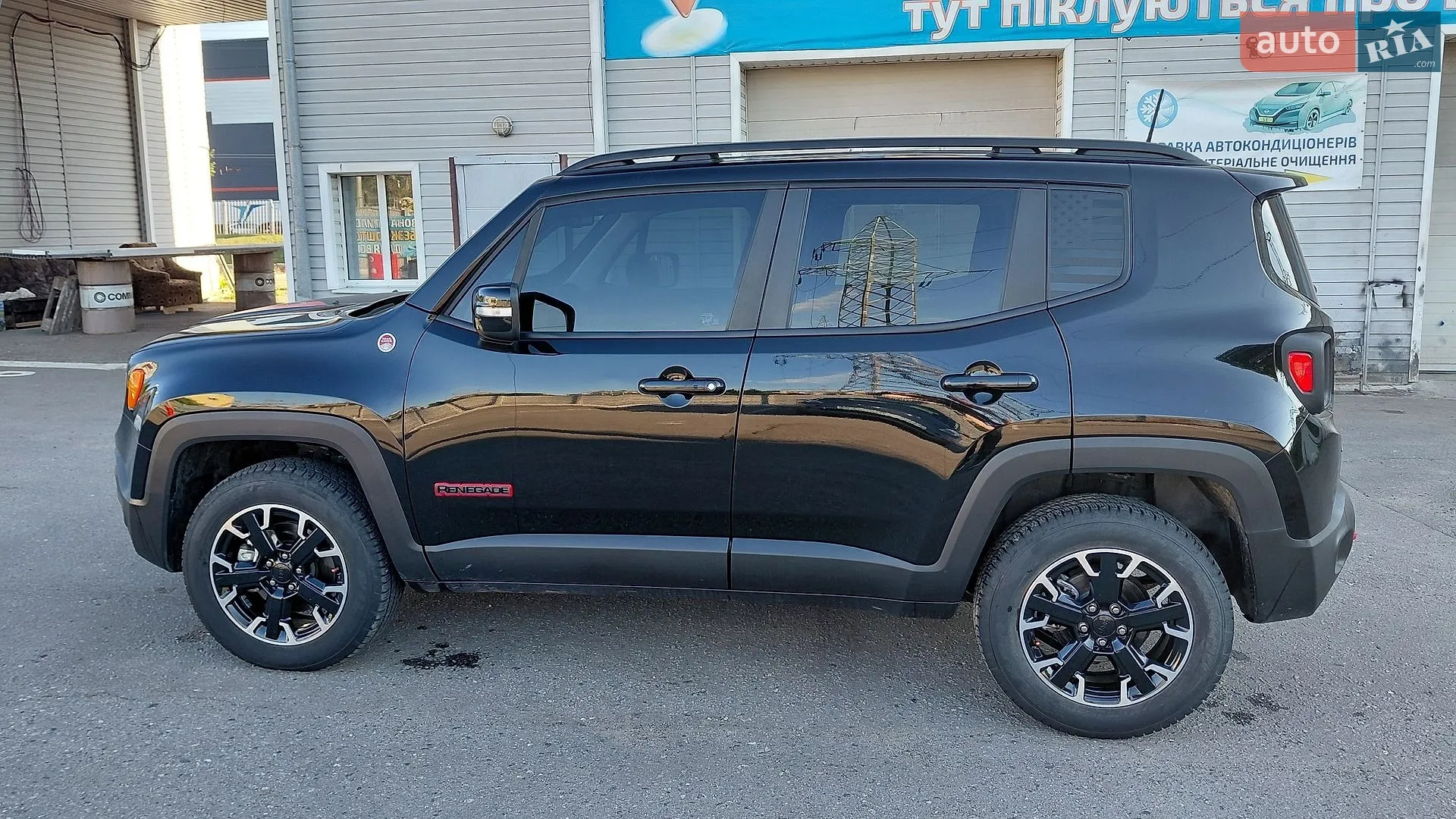 2023 Jeep Renegade - мініатюра 15