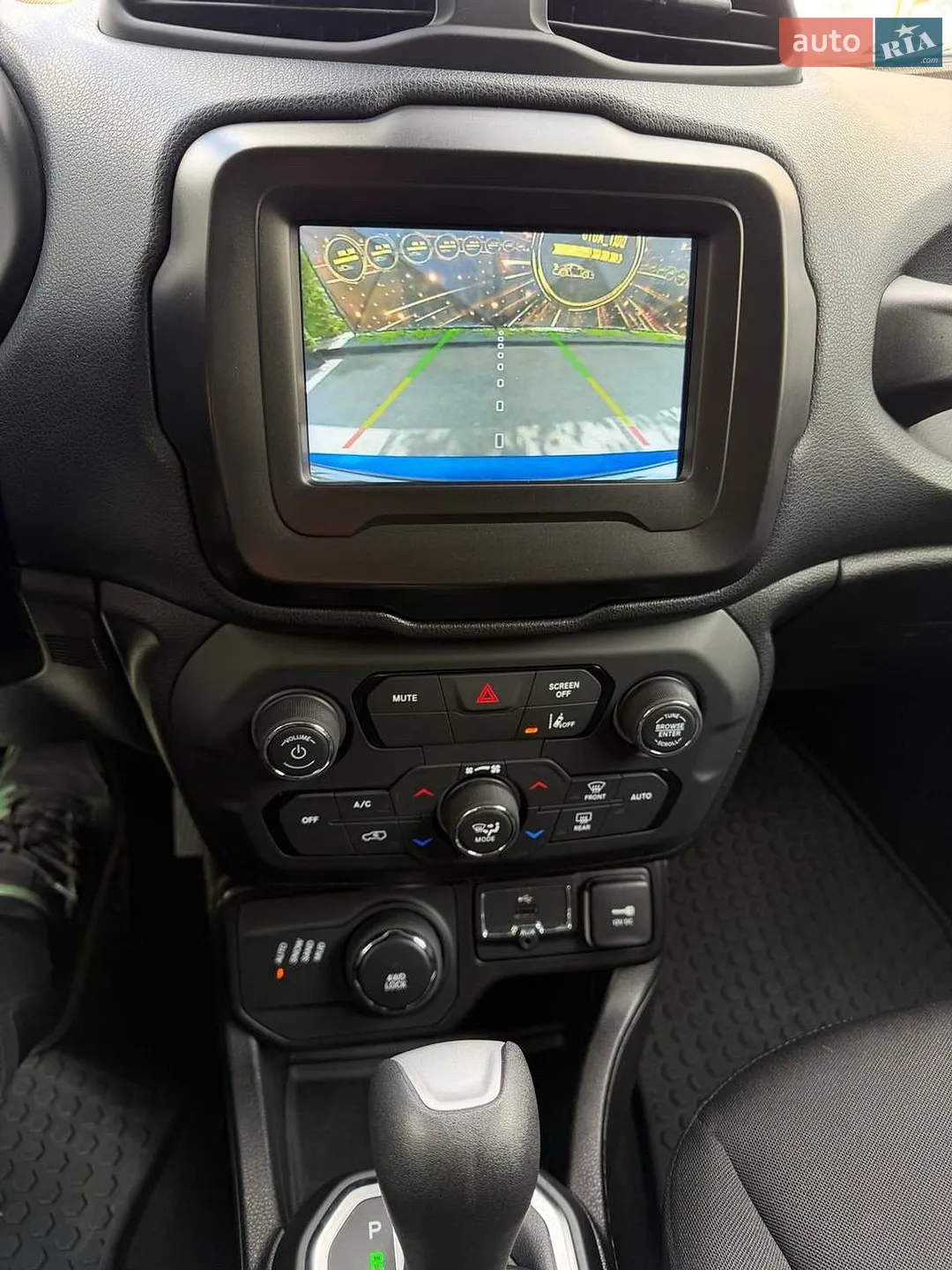 2020 Jeep Renegade - мініатюра 21