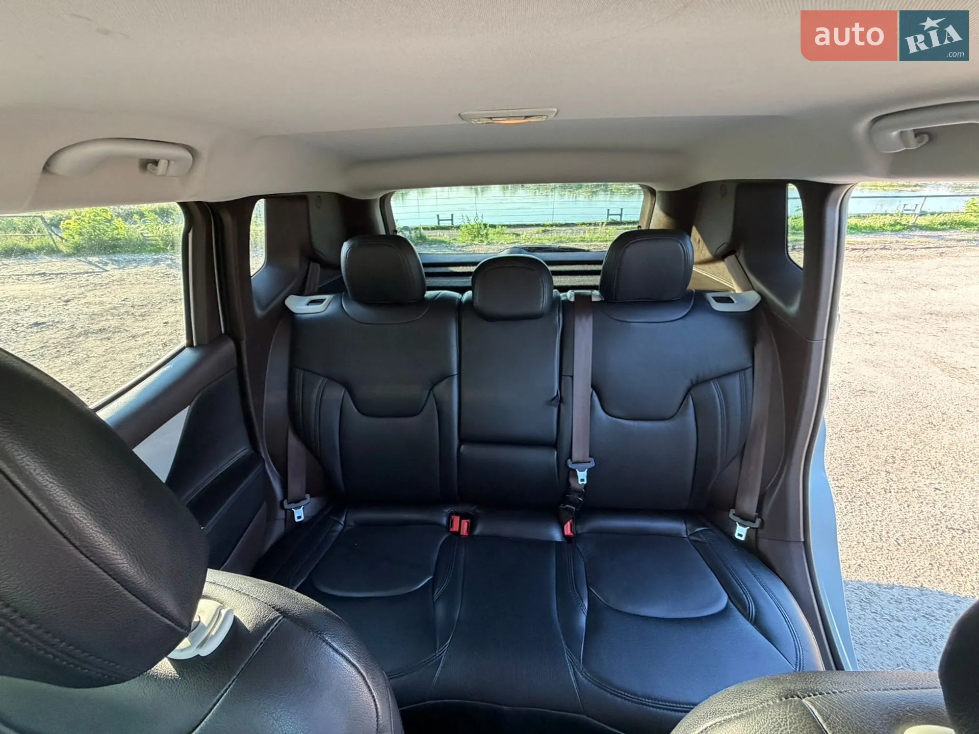 2015 Jeep Renegade - мініатюра 11
