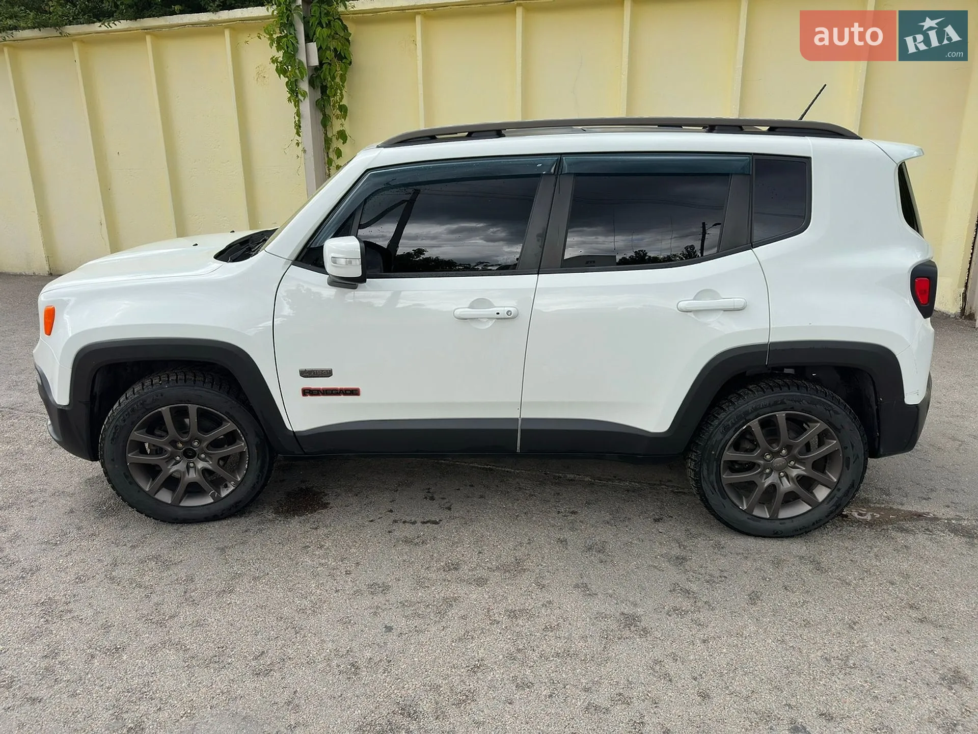 2016 Jeep Renegade - мініатюра 8