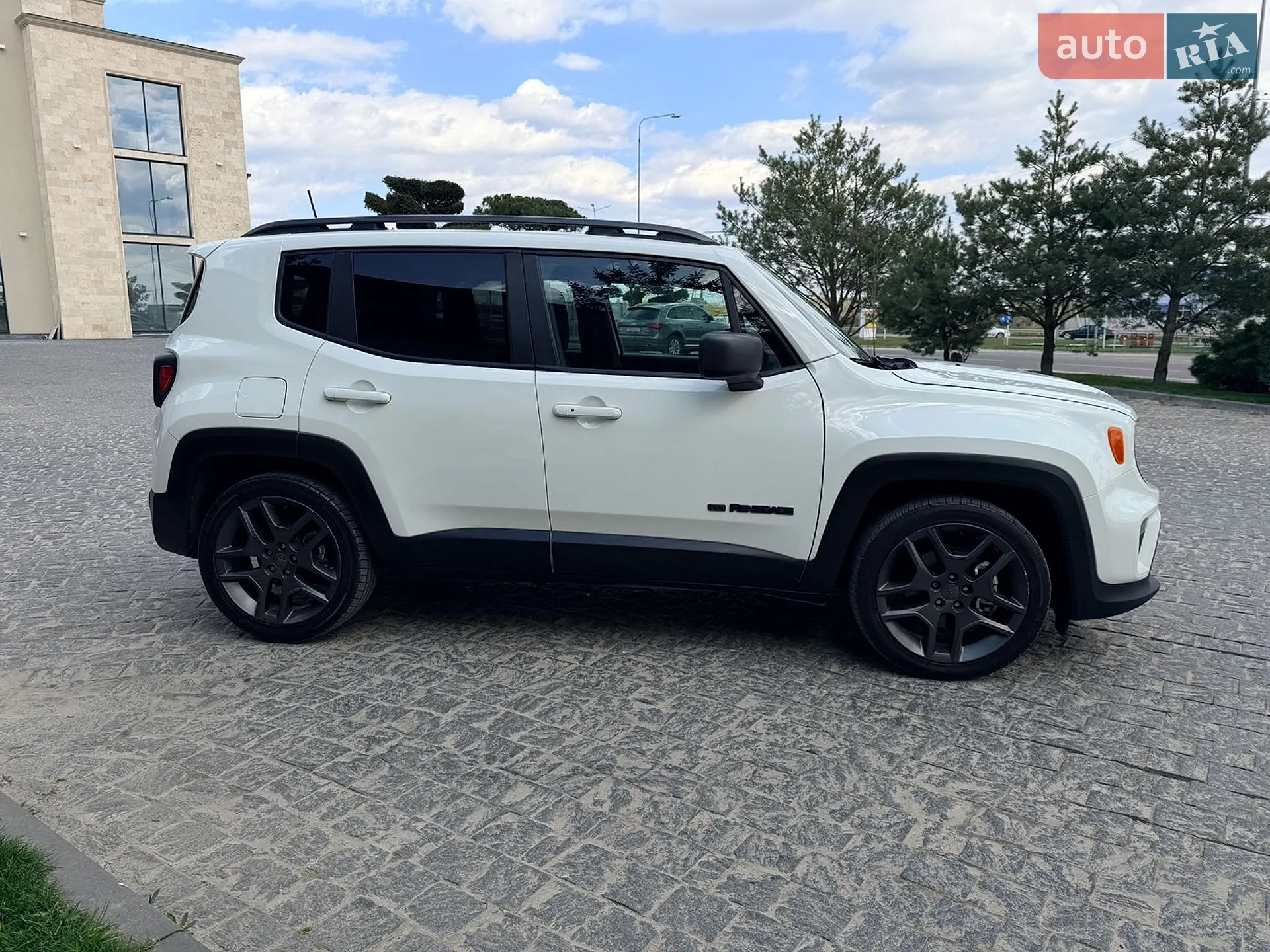 2021 Jeep Renegade - мініатюра 5