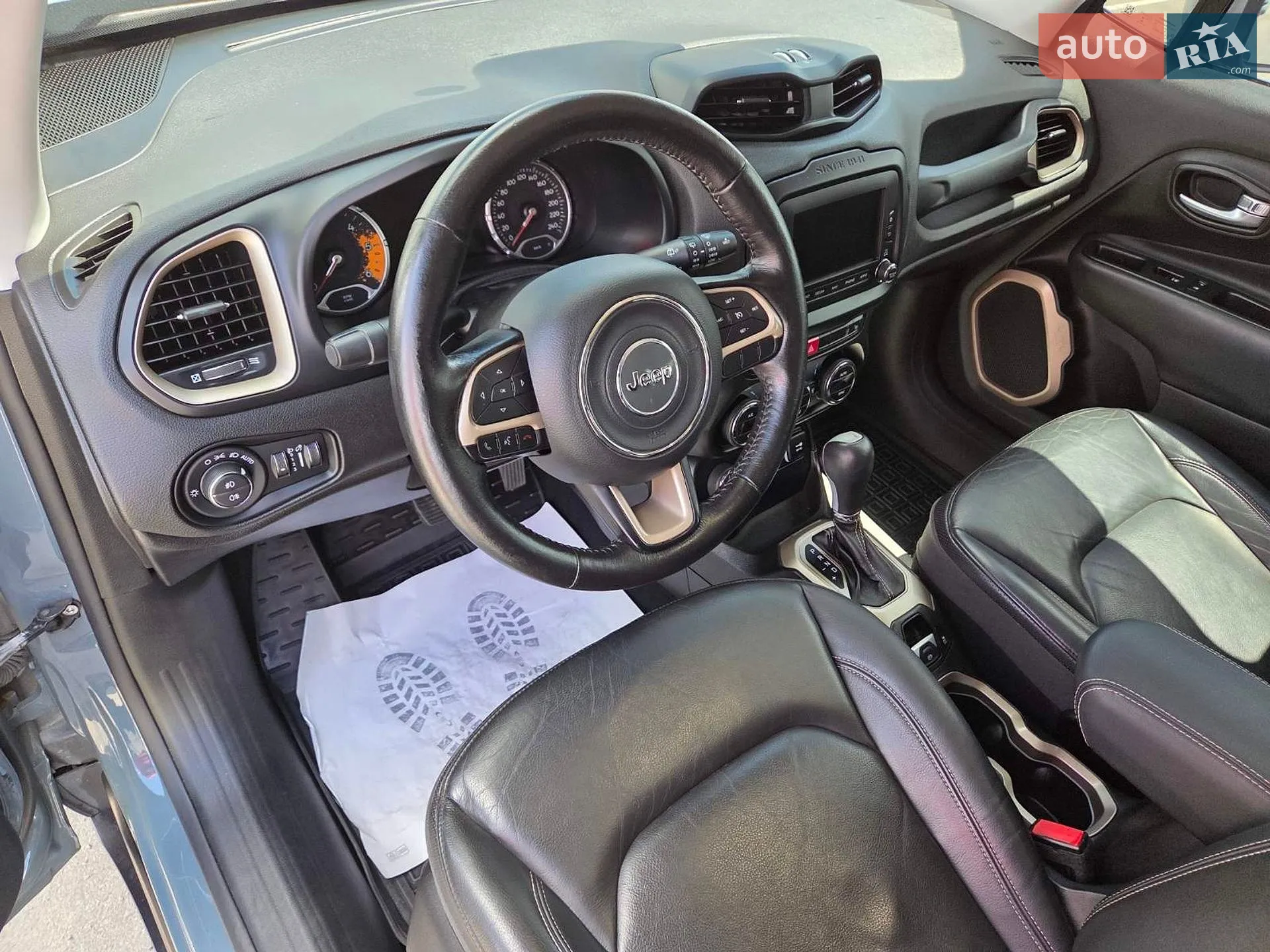 2016 Jeep Renegade - мініатюра 13