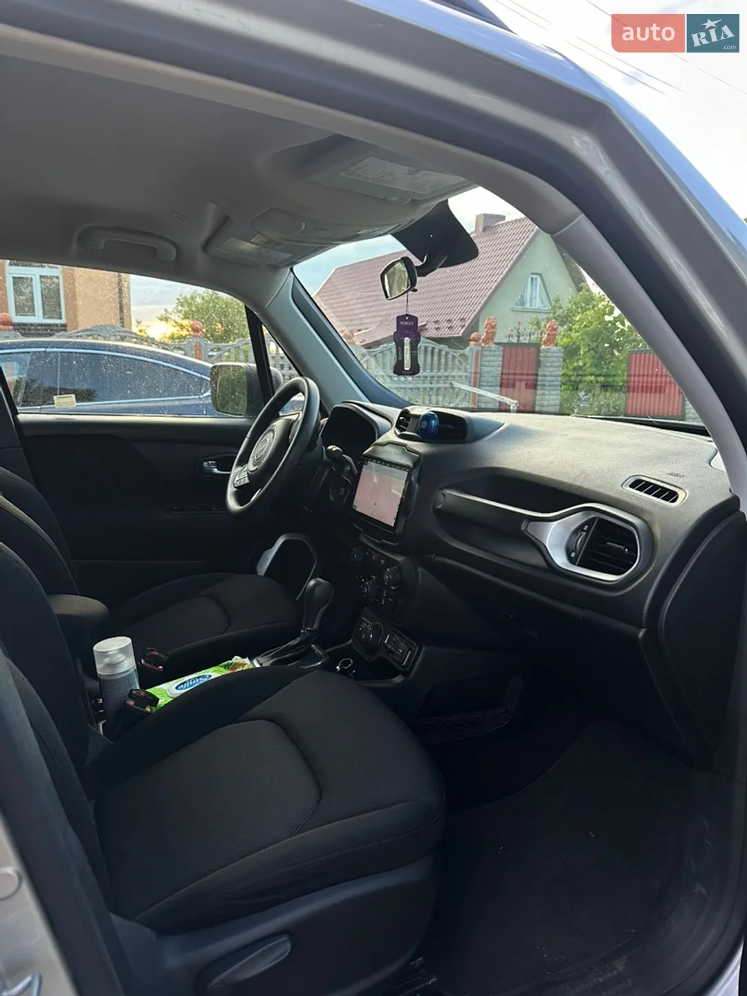 Jeep Renegade 2018 VIN ZACCJBAB1JPH71262 фото оголошення 7 з 16