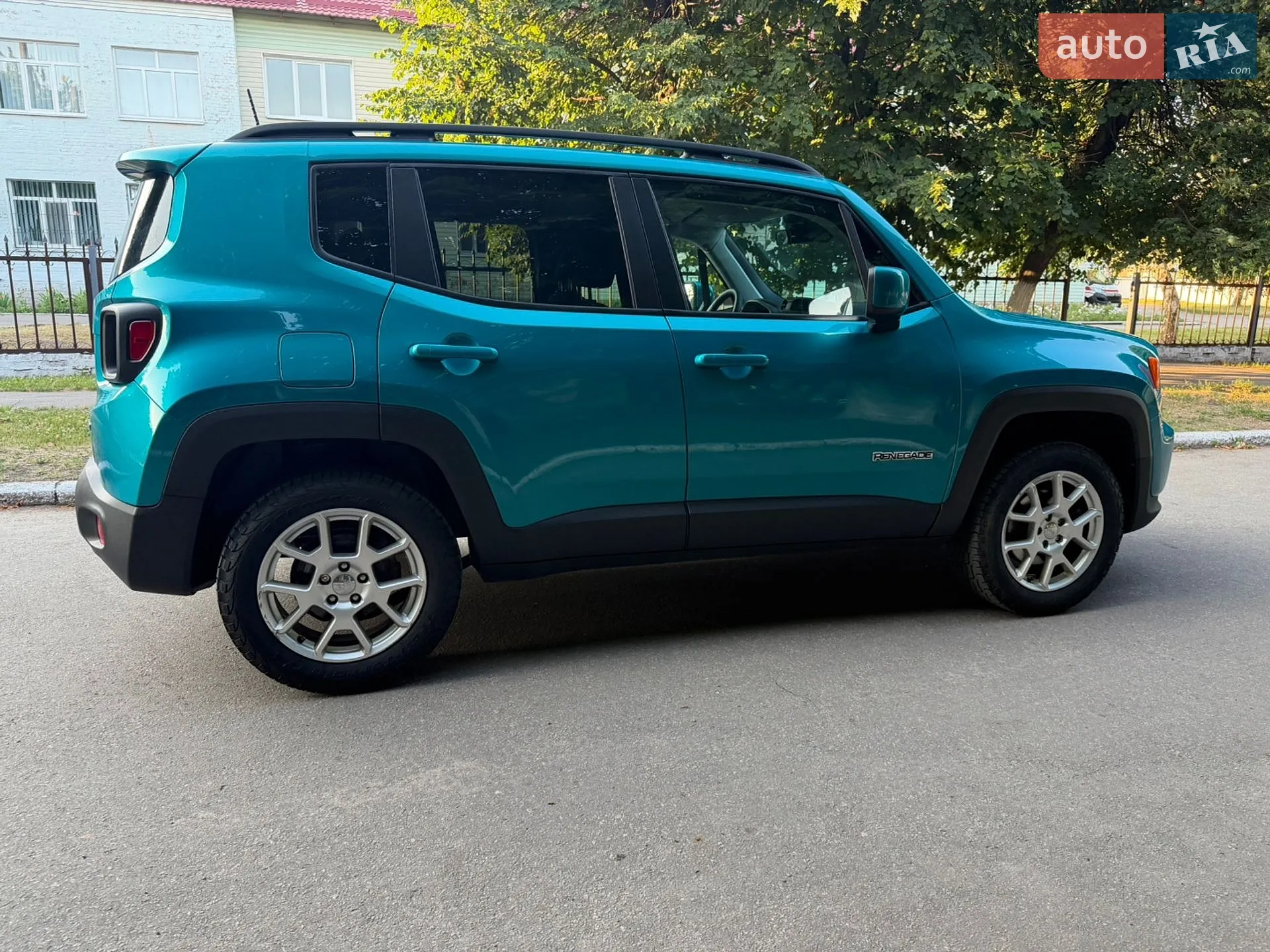 2021 Jeep Renegade - мініатюра 3