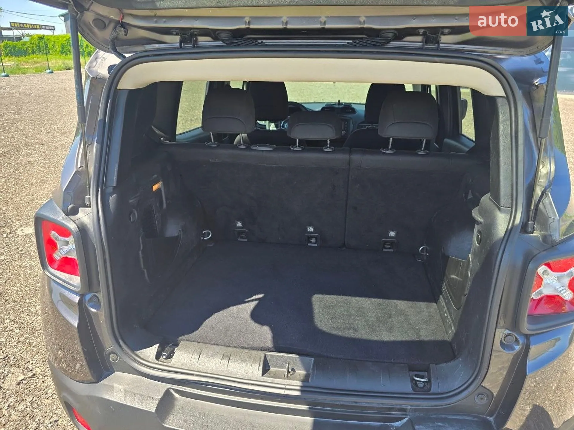 2020 Jeep Renegade - мініатюра 16