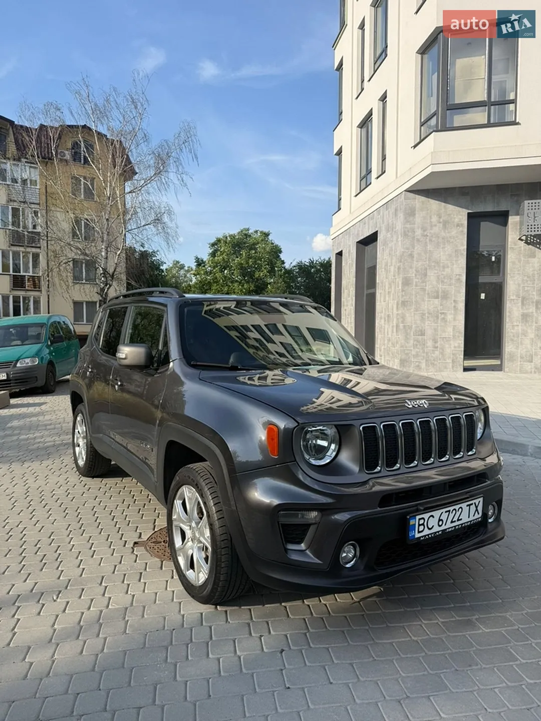 2020 Jeep Renegade - фото 1