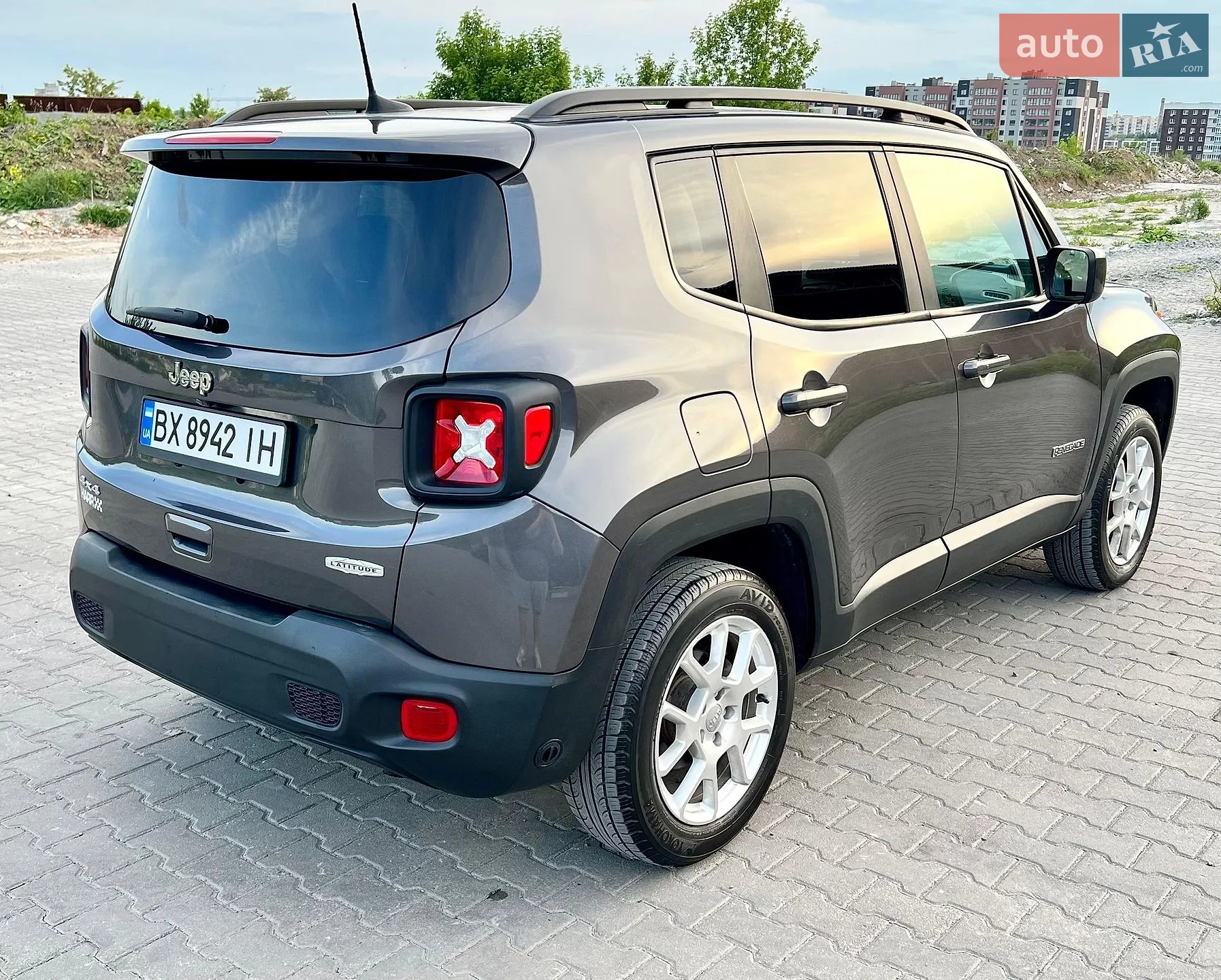 2020 Jeep Renegade - мініатюра 14