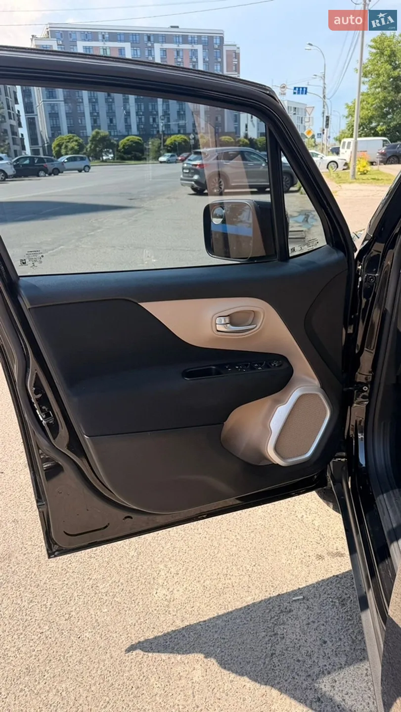 2015 Jeep Renegade - мініатюра 7