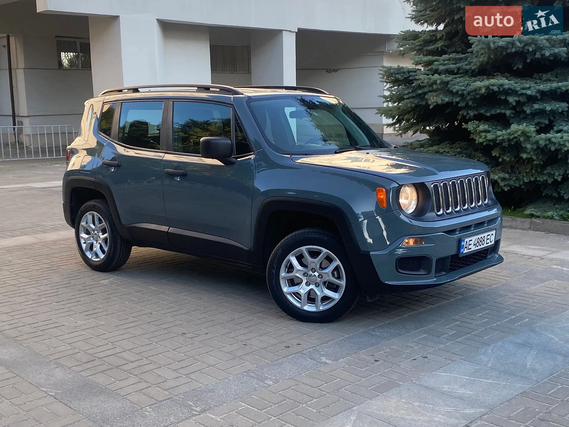 2018 Jeep Renegade - фото 1